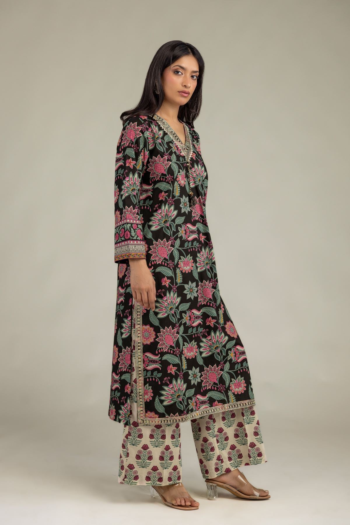 Embroidered Cambric Floral Cambric Pants - 1-26-102-A-F-VG