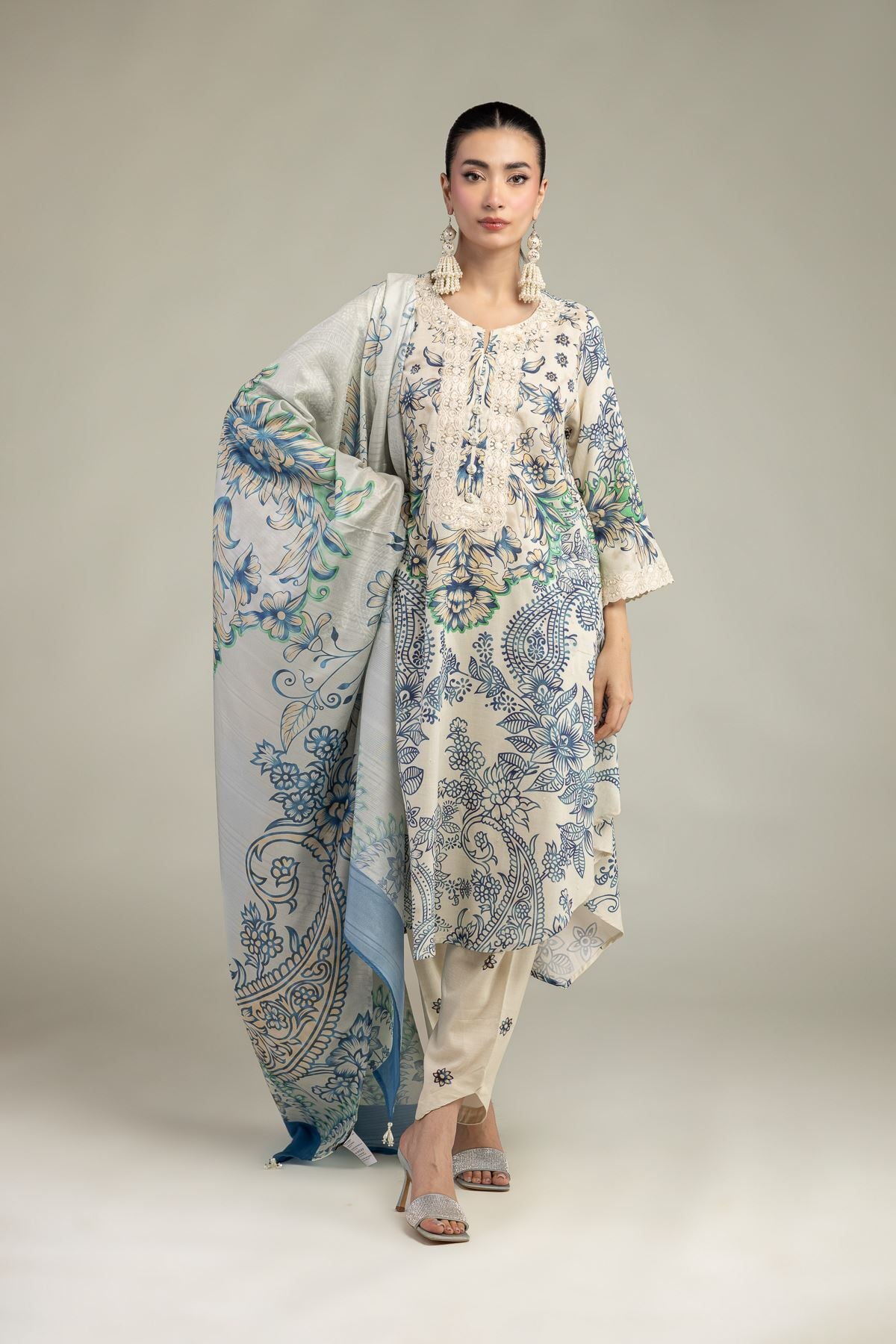 Embroidered Polyester Silk Floral Silk Dupatta - 2-26-212-A-H1-VG