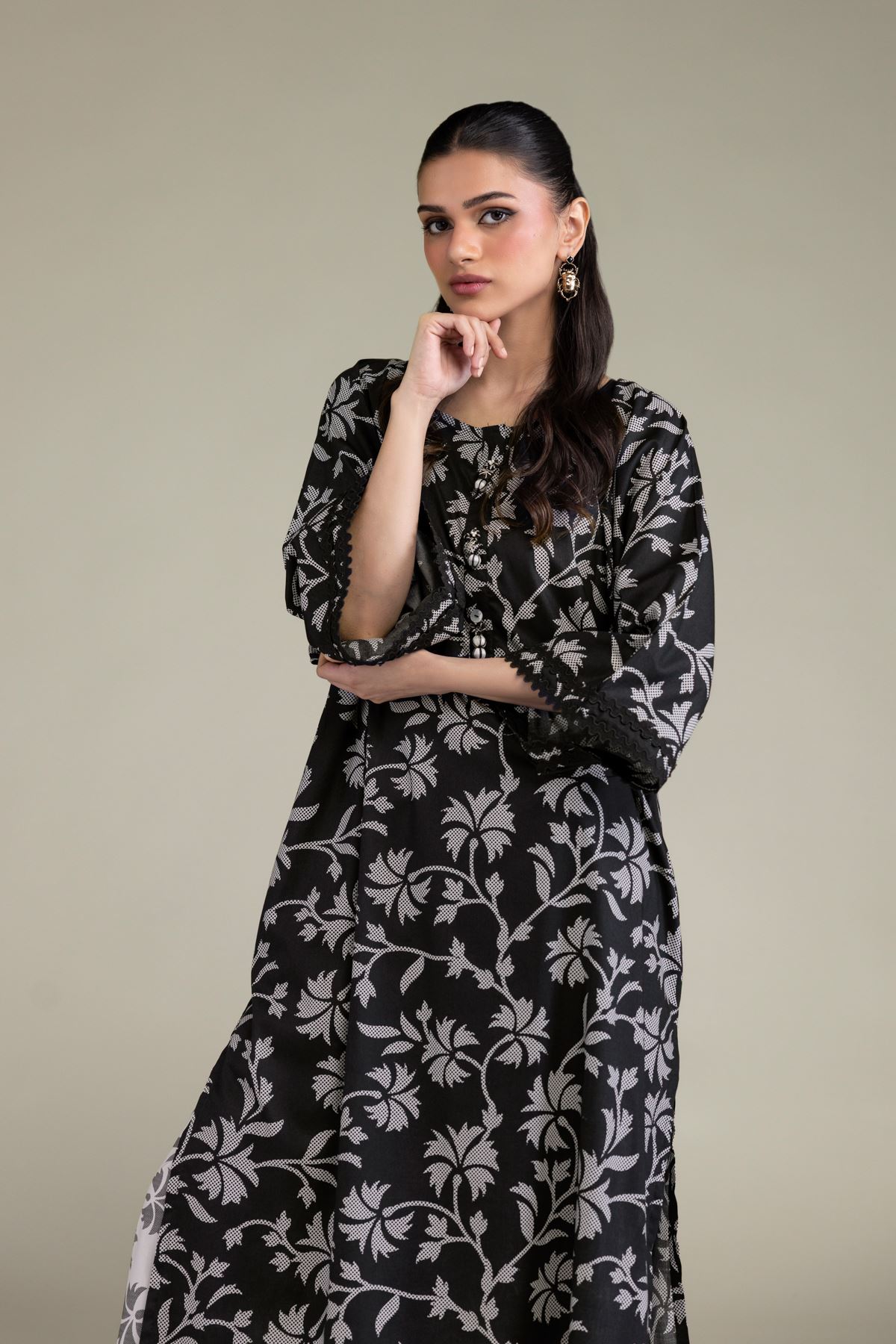 Printed Cotton Viscose Black Floral Kurta - T-A11-26-113FA1-VG