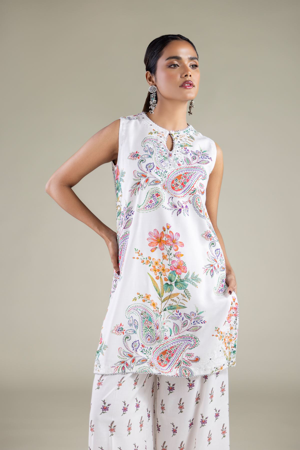 Embroidered Viscose Floral Sleeveless Kurta - 1-26-113-A-B-VG