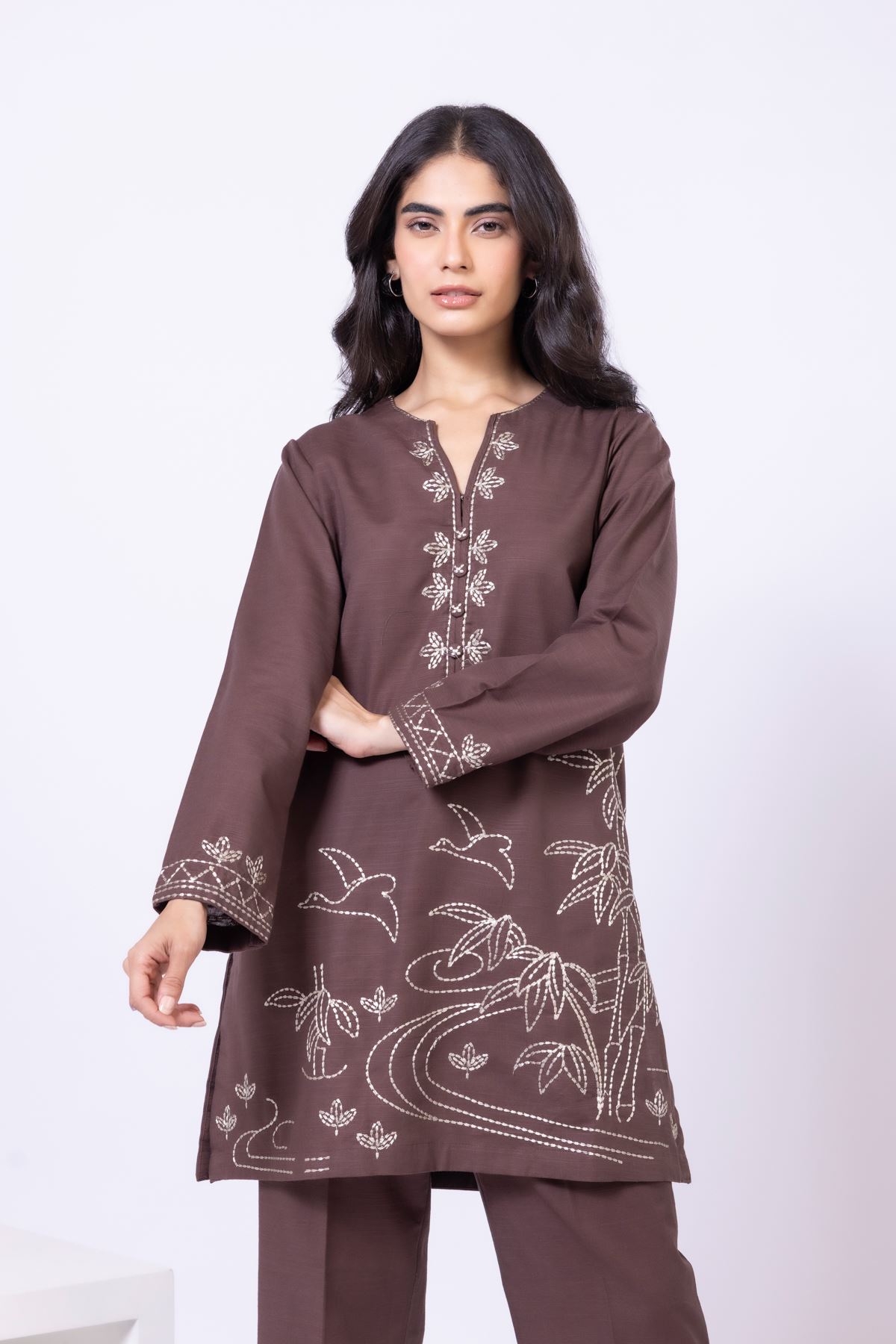 Embroidered Khaddar Kurta - 25-09-10E4-10TB-VG