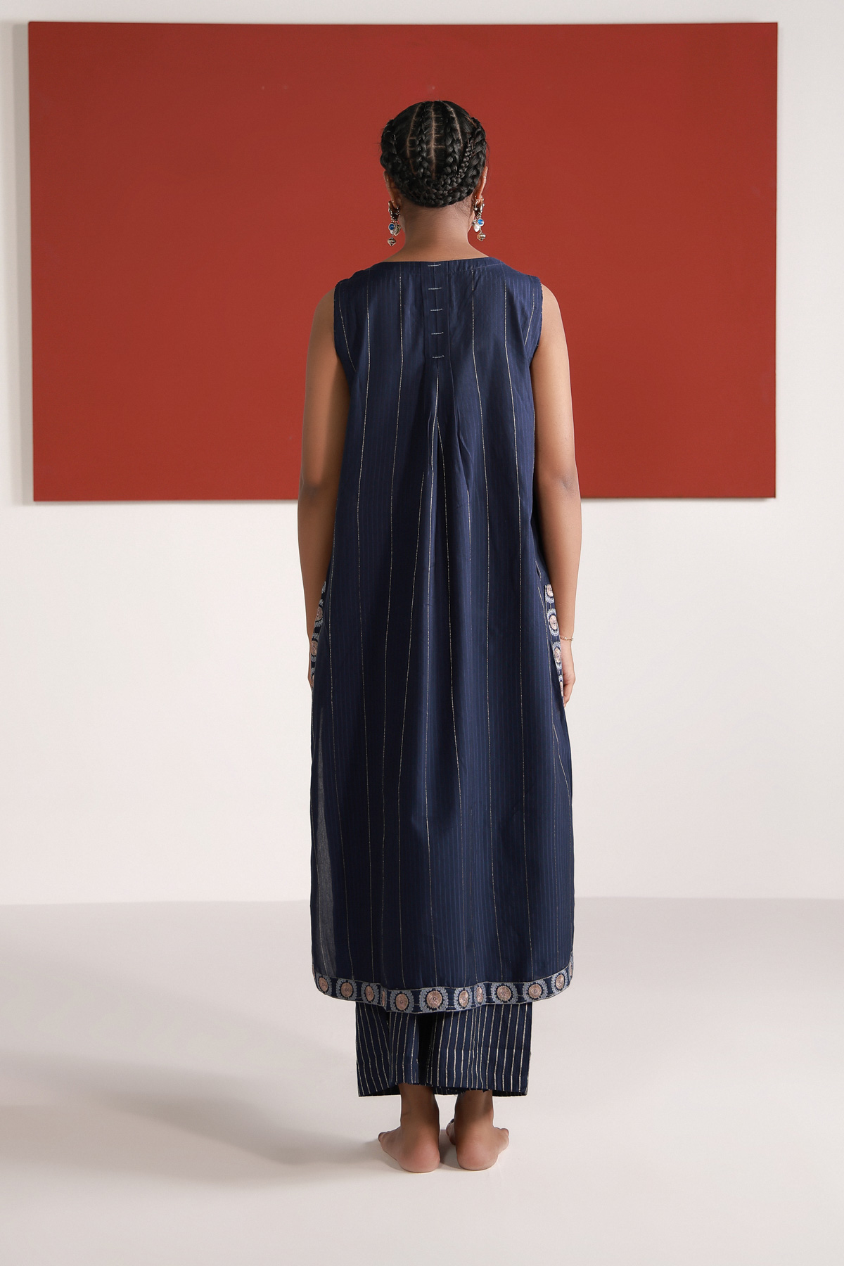 Yarn Dyed Embroidered Handwoven Kurta - 2-26-202-A-D-VG