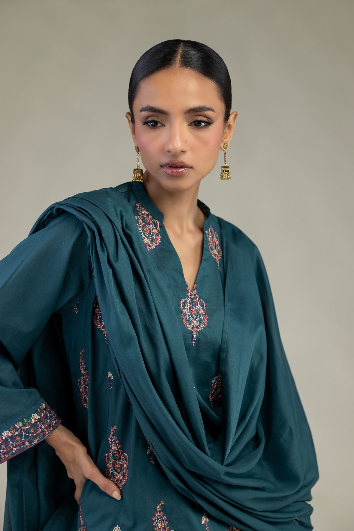 Embroidered Lawn Lawn Dupatta - 1-26-325-A-I1-VG