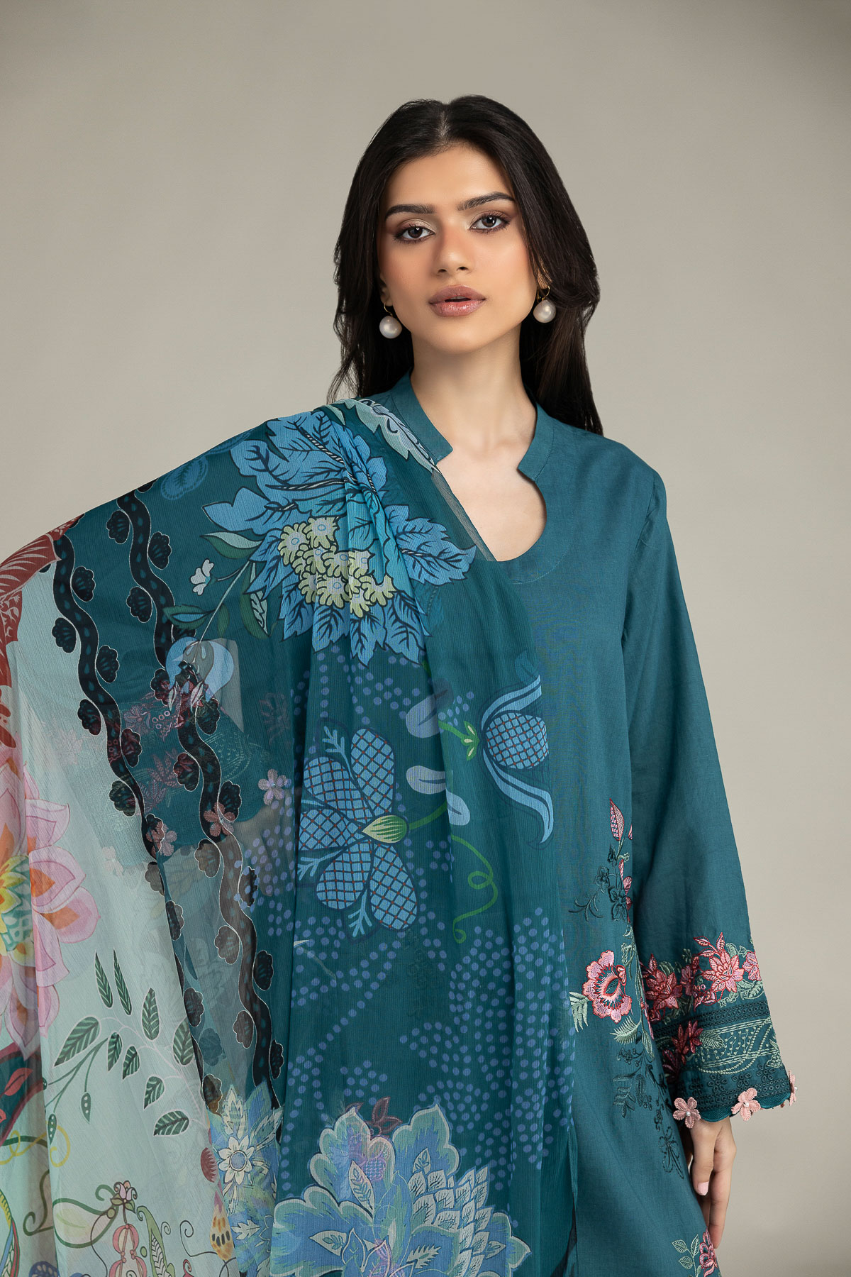 Embroidered Cambric Fabrics 3 Piece - 2-26-308-A-G1-VG