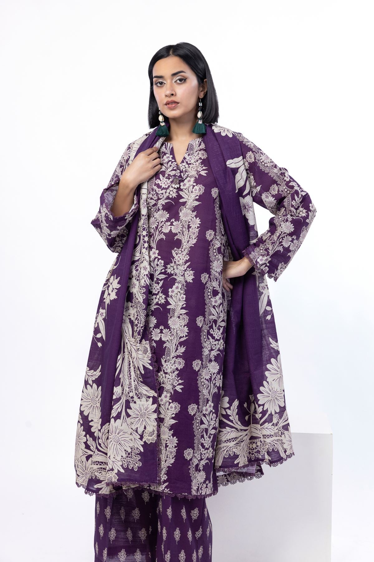Printed Light Khaddar Fabrics 3 Piece - KW38A-VG