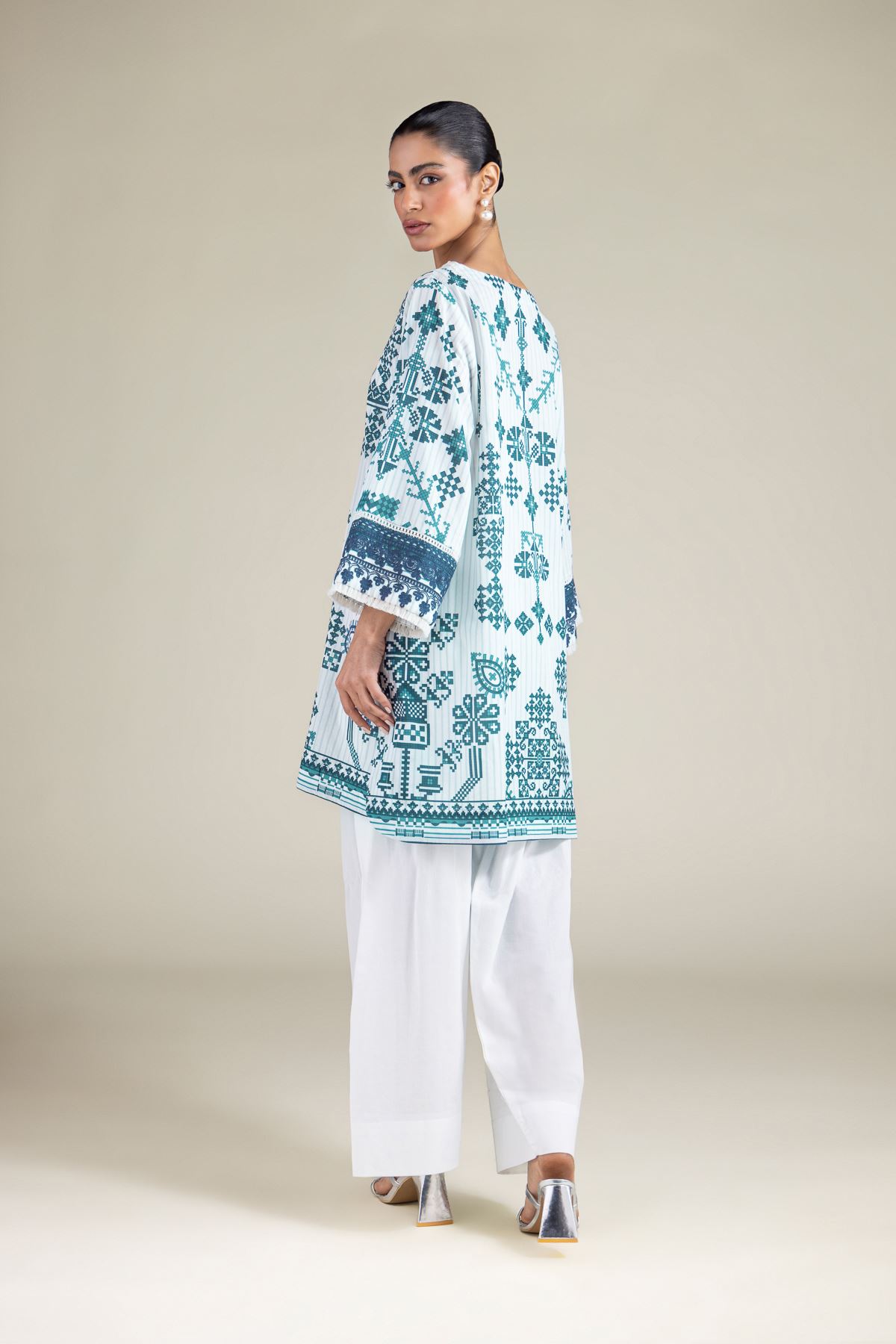 Embroidered Lawn Lawn 2-Piece Tailored - 1-26-231-A-D1-VG