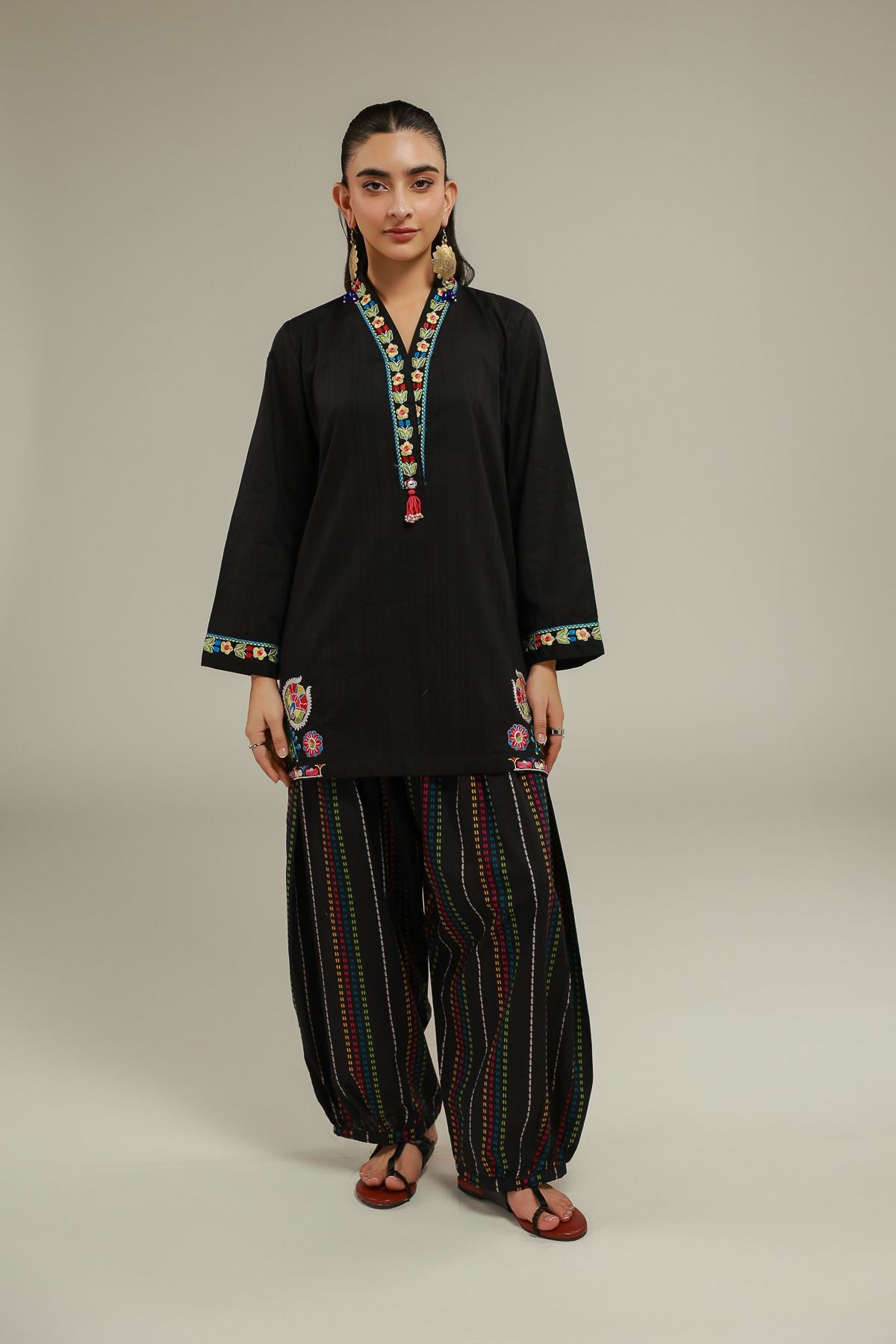 Embroidered Cotton Dobby Black V-Neck Kurta - 1-26-130-A-B-VG