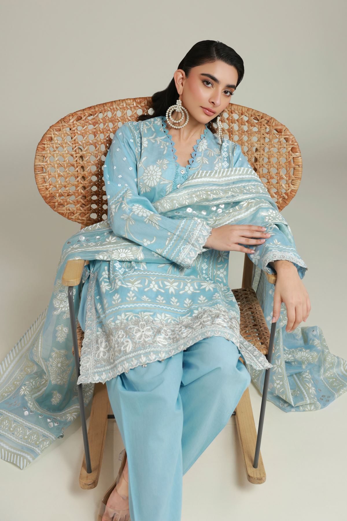 Embroidered Cambric Fabrics 3 Piece - A33-26-103FB2-VG