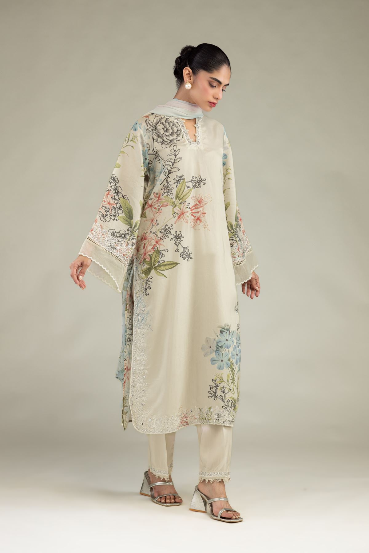 Embroidered Blended Viscose Blended Viscose Pants - 1-26-241-B-F1-VG