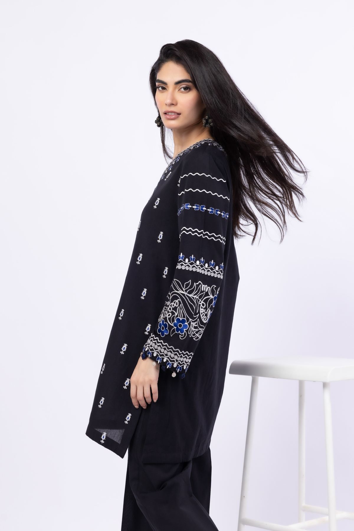 Embroidered Handwoven Cotton Kurta - 25-09-10E5-03TB-VG
