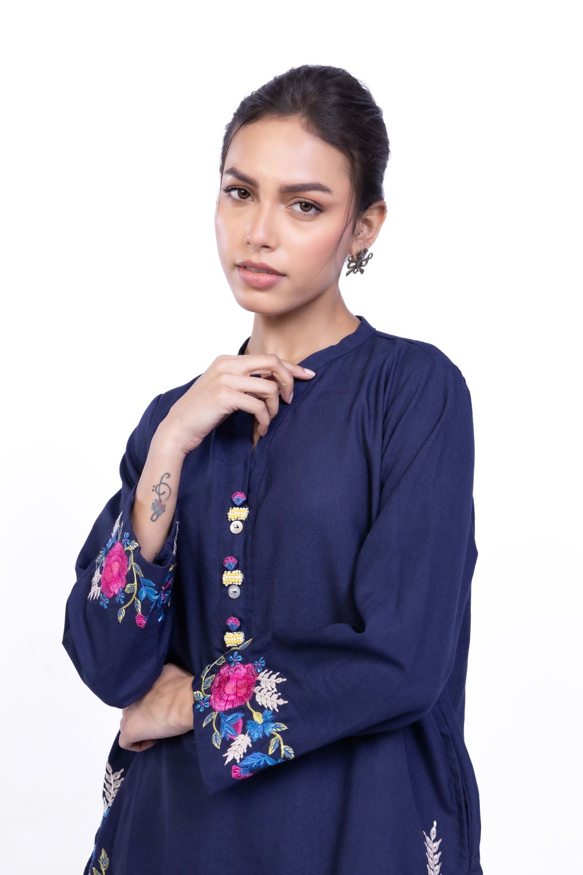 Embroidered Heavy Blended Viscose Kurta - 25-09-12E2-01TA-VG