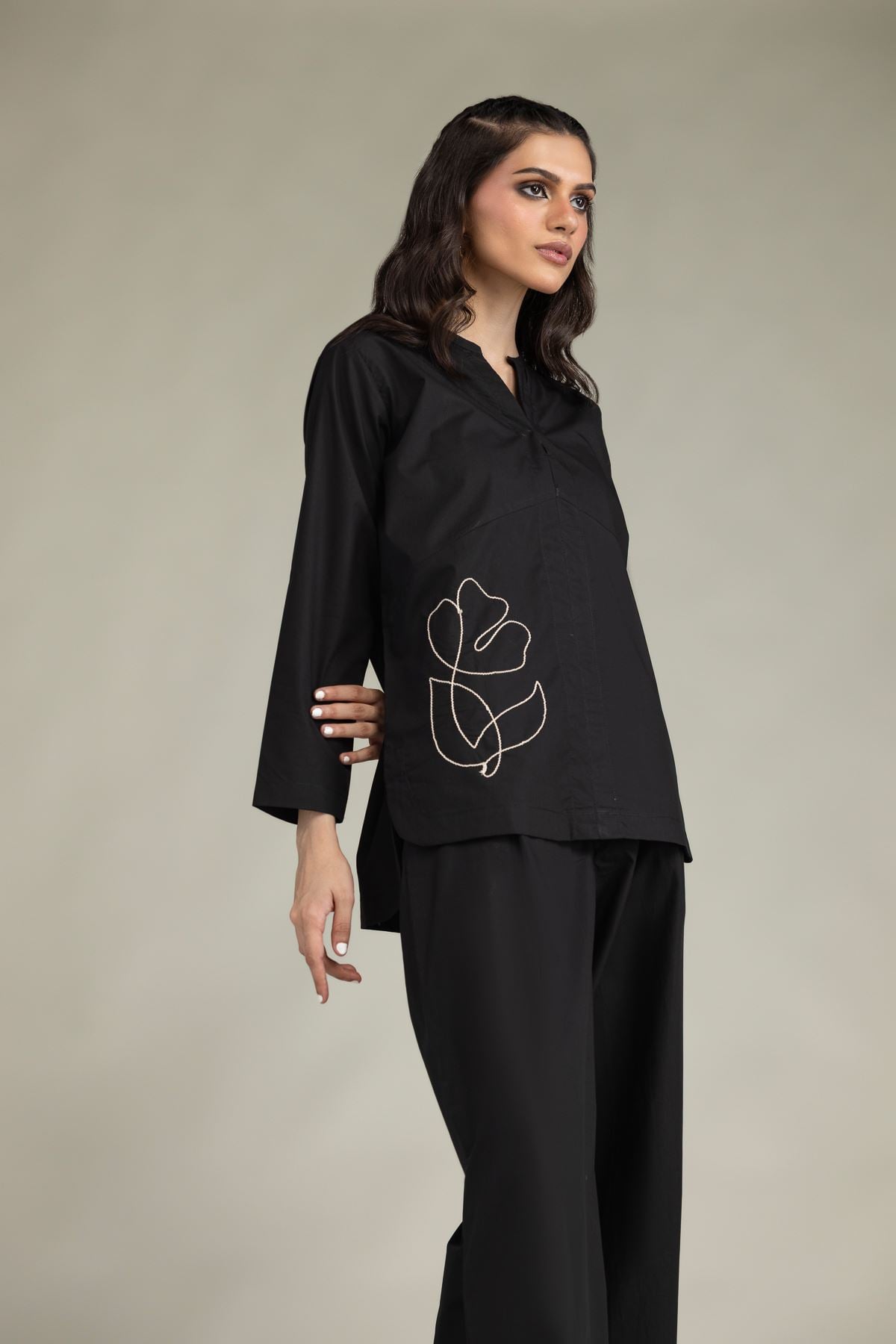 Embroidered Poplin Black Poplin Shirt - B1-2-26-106-A-C-VG