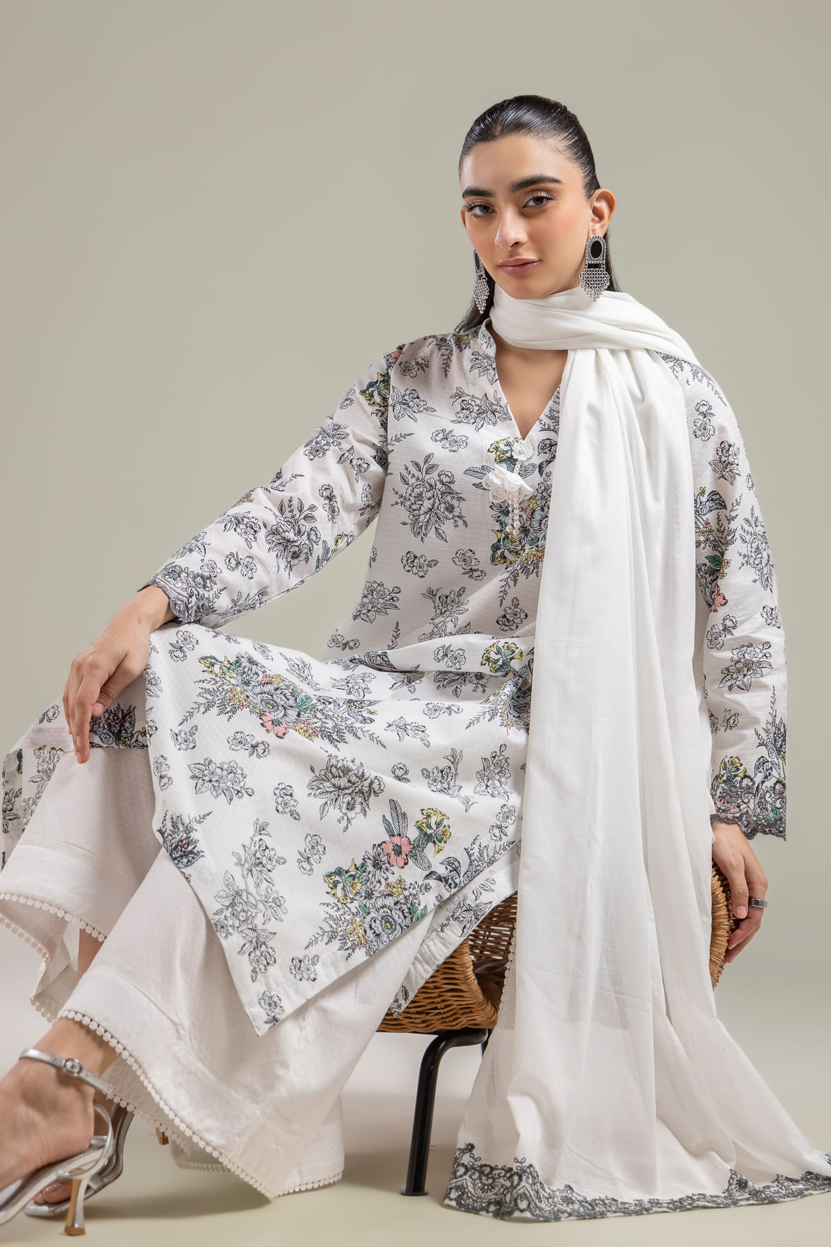 Embroidered Lawn Lawn Floral Dupatta - 1-26-142-A-A-VG