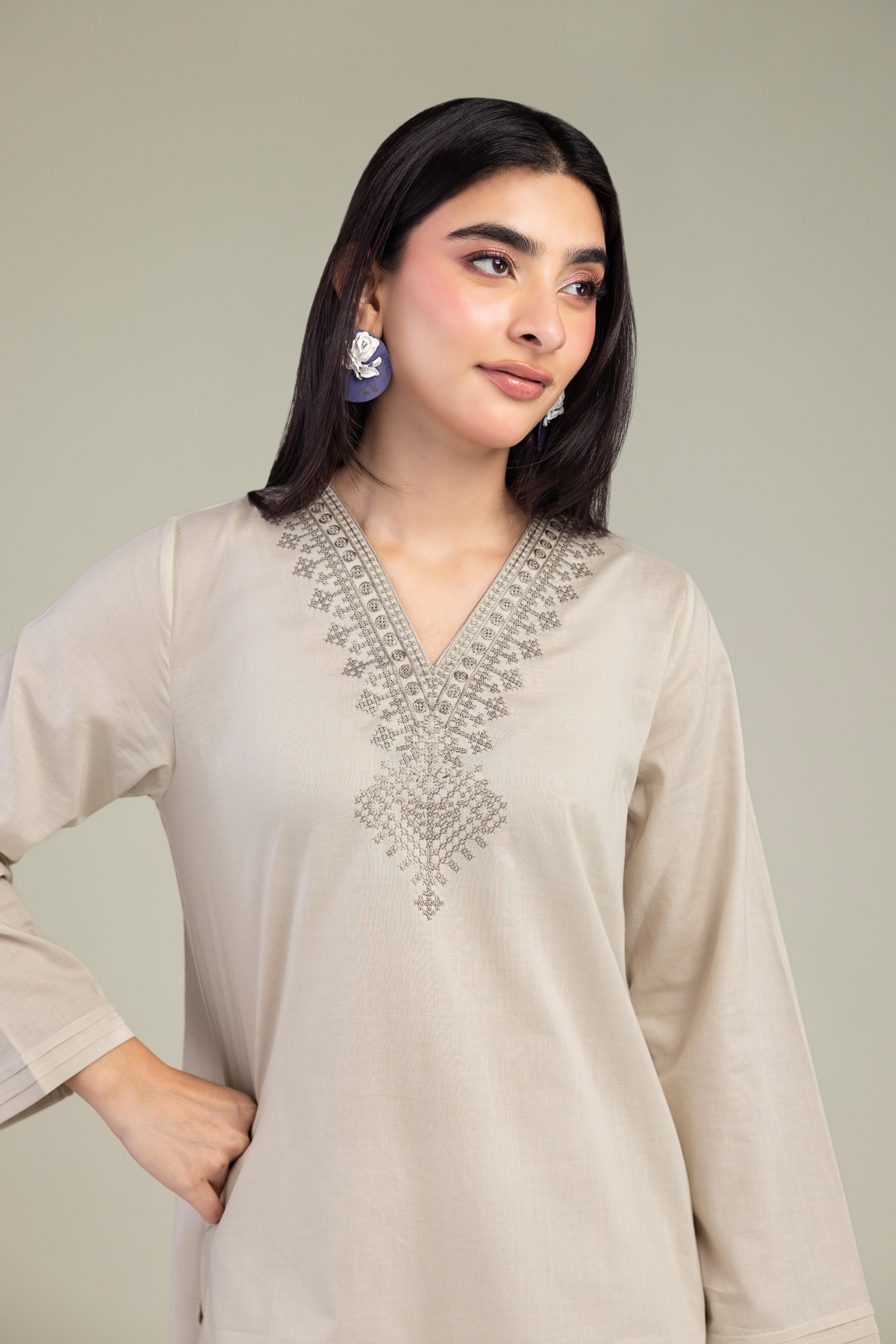 Embroidered Cambric Short Cambric Kurta - A22-26-214FH1-VG