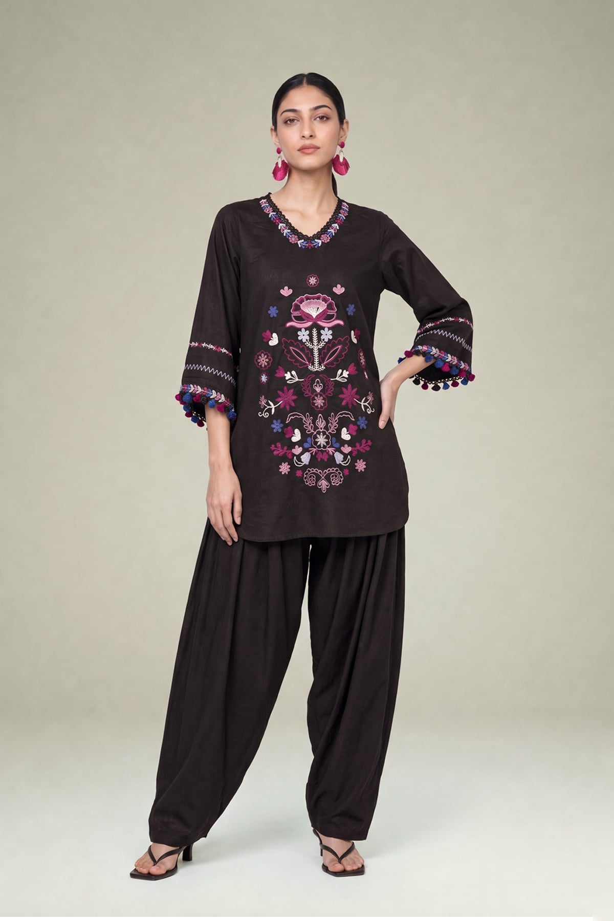 Embroidered Cambric Black Solid Pants - 1-26-102-A-F-VG