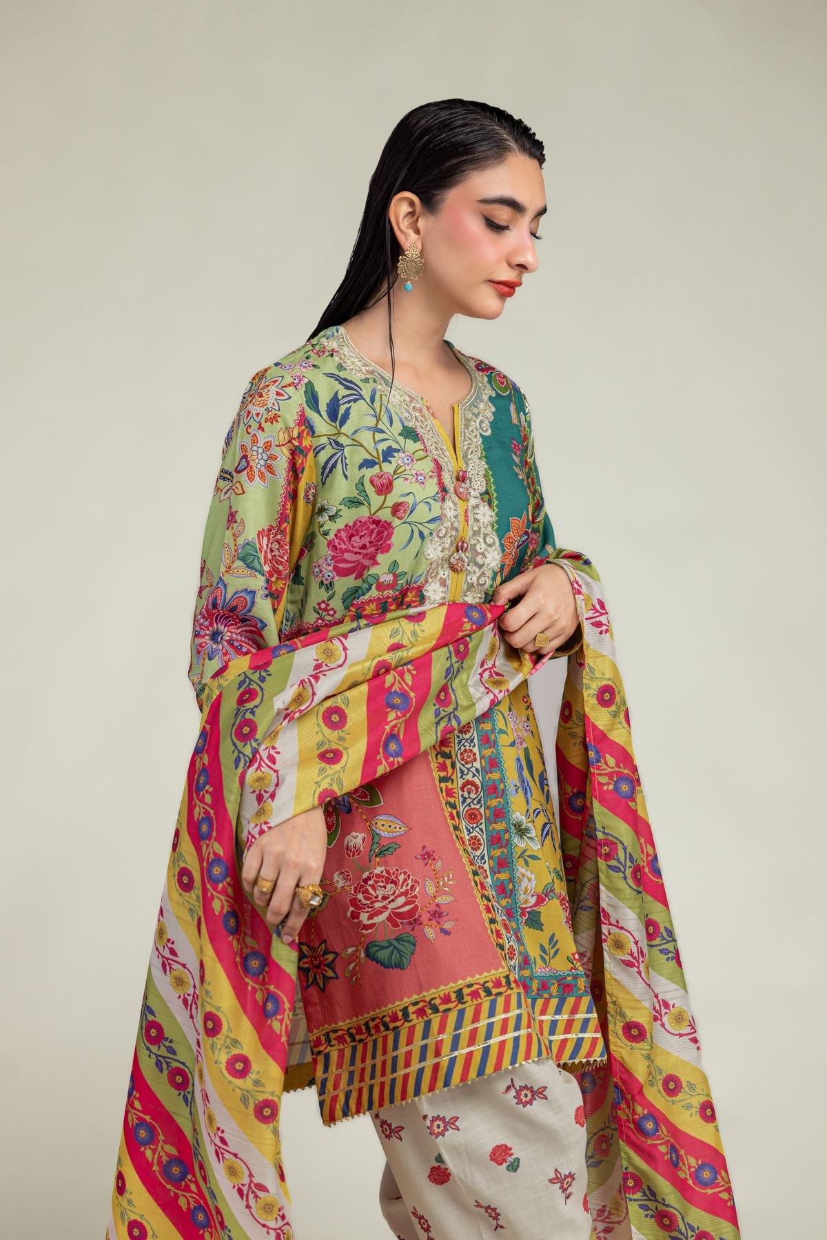Embroidered Mesuri Mesuri Floral Dupatta - 2-26-210-A-J1-VG
