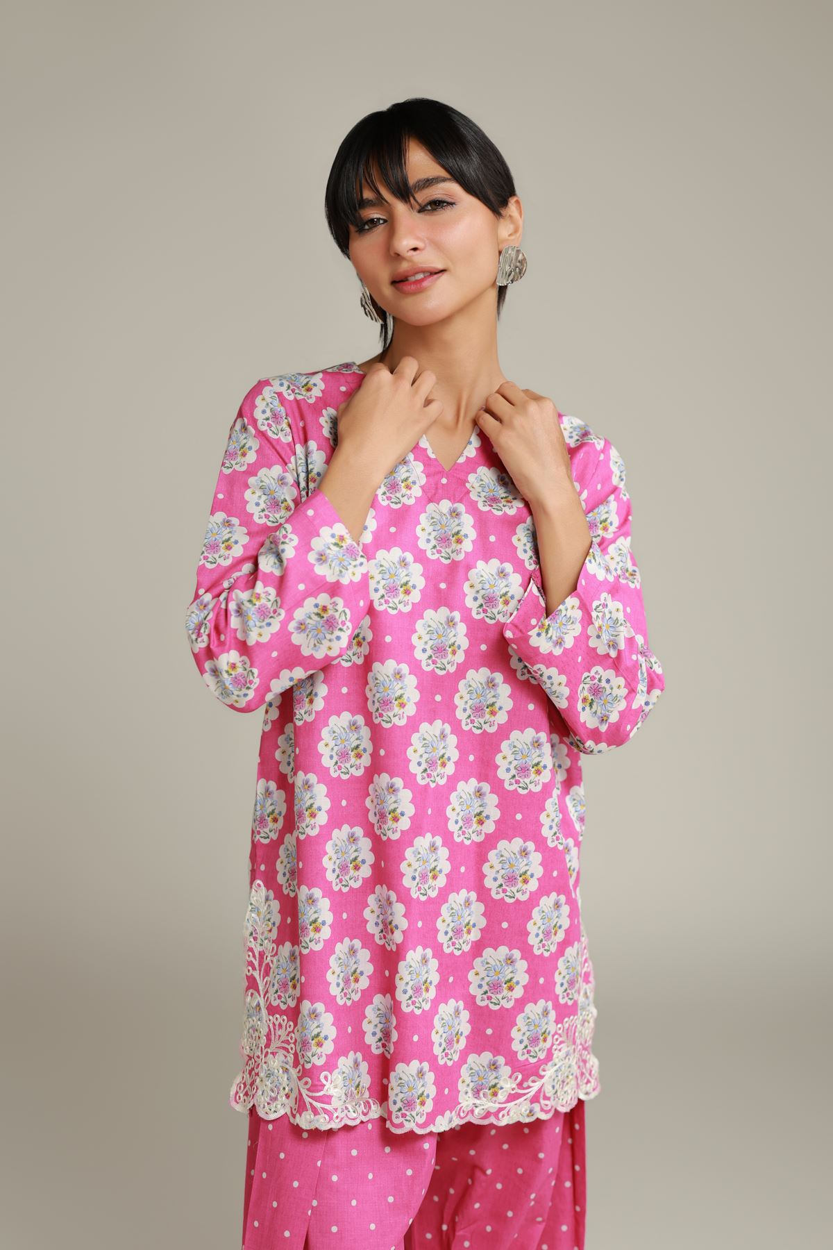 Embroidered Cotton Dobby Floral Pink Kurta - 26-02-1E13-02TA-VG