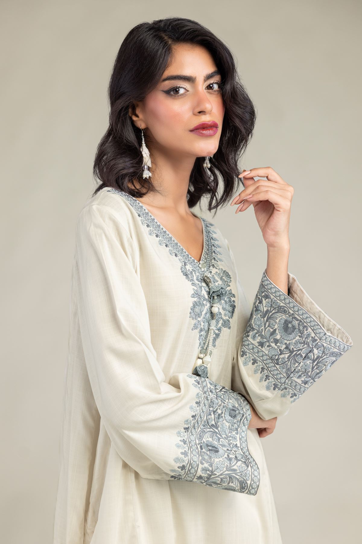 Embroidered Raw Silk Floral V-Neck Kurta - 2-26-301-A-E1-VG