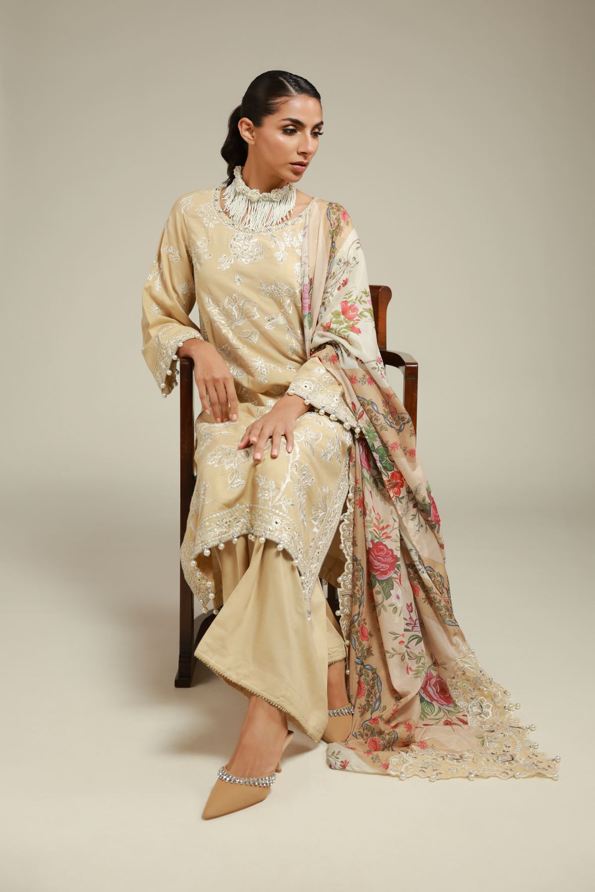 Embroidered Mesuri Dupatta - 25-12-12S4-06TA-VG