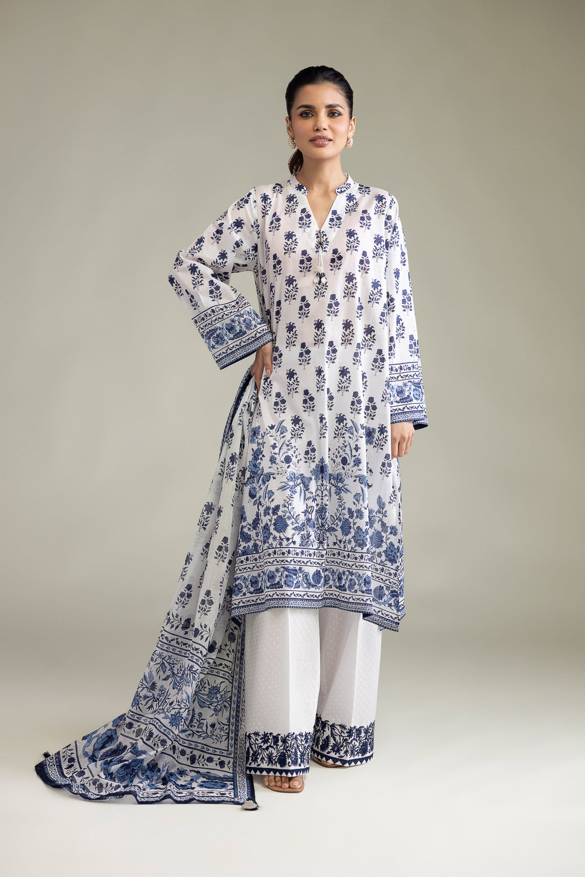 Embroidered Lawn Fabrics 3 Piece - T-A33-26-207FD1-VG