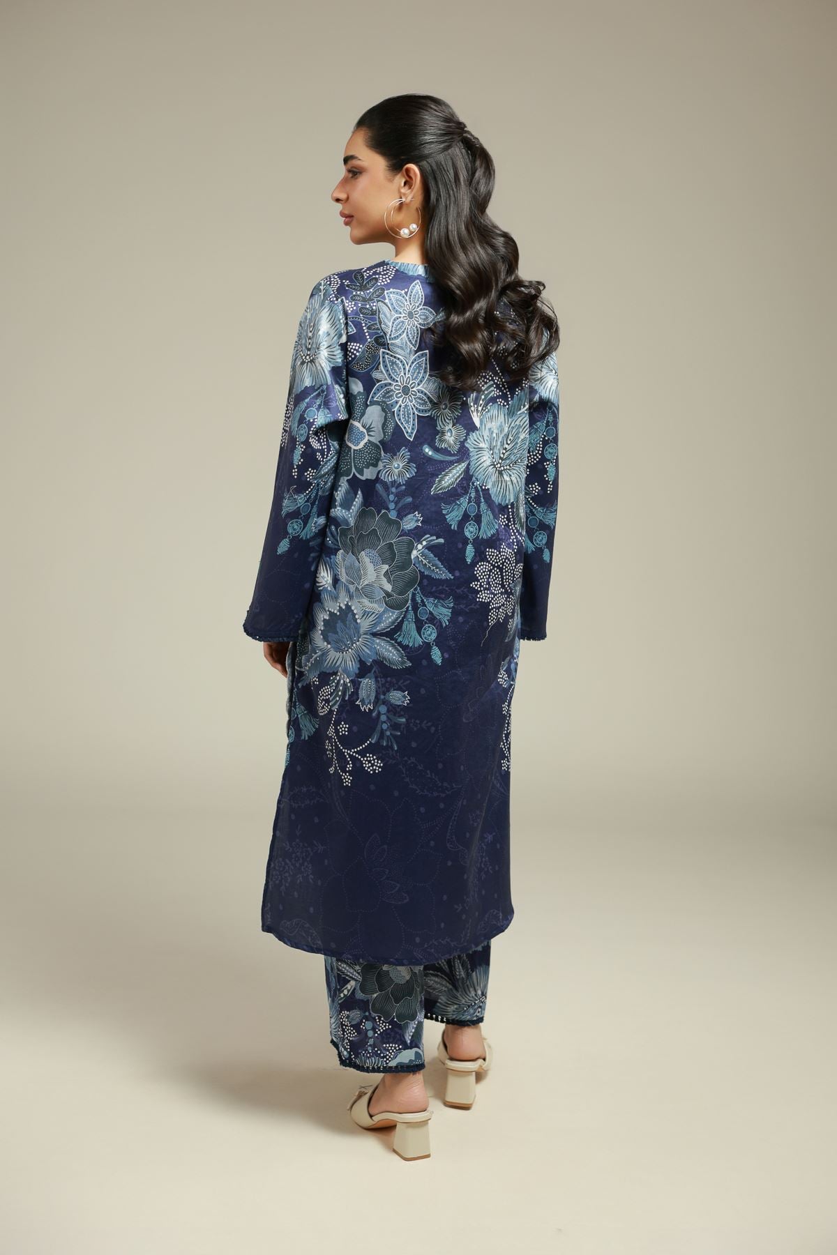 Embroidered Satin 2-Piece Tailored Set - T-A33-26-104FD1-VG