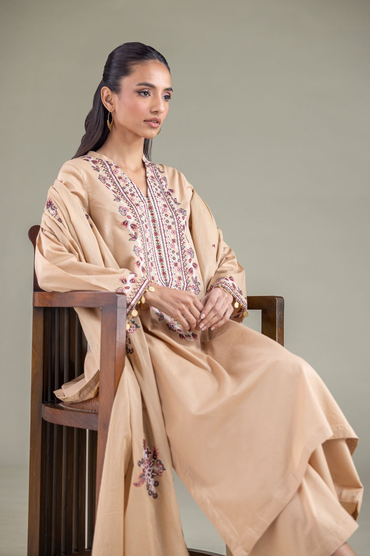 Embroidered Cambric Long V-Neck Kurta - 1-26-117-A-D-VG