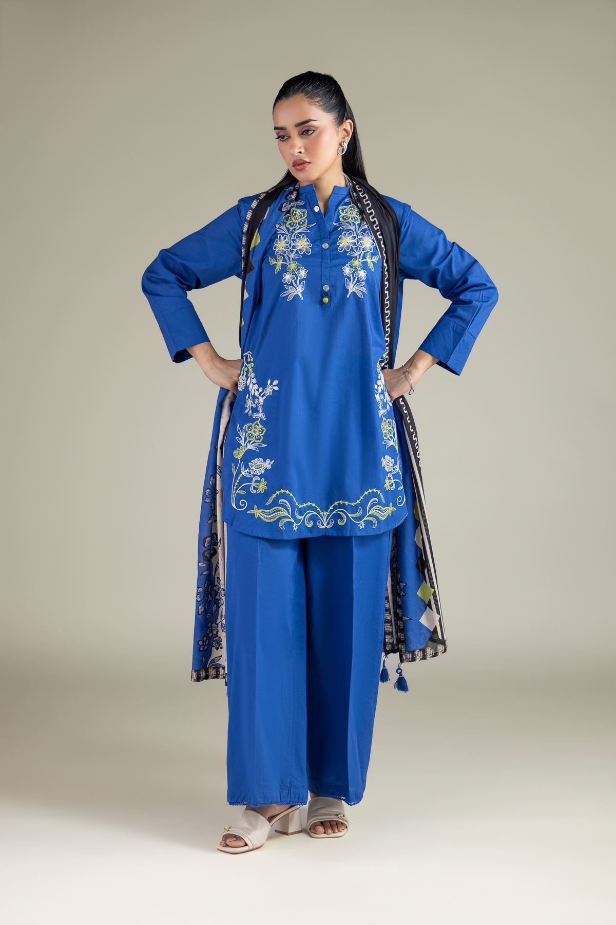 Embroidered Lawn Blue Lawn Dupatta - 1-26-140-A-C-VG
