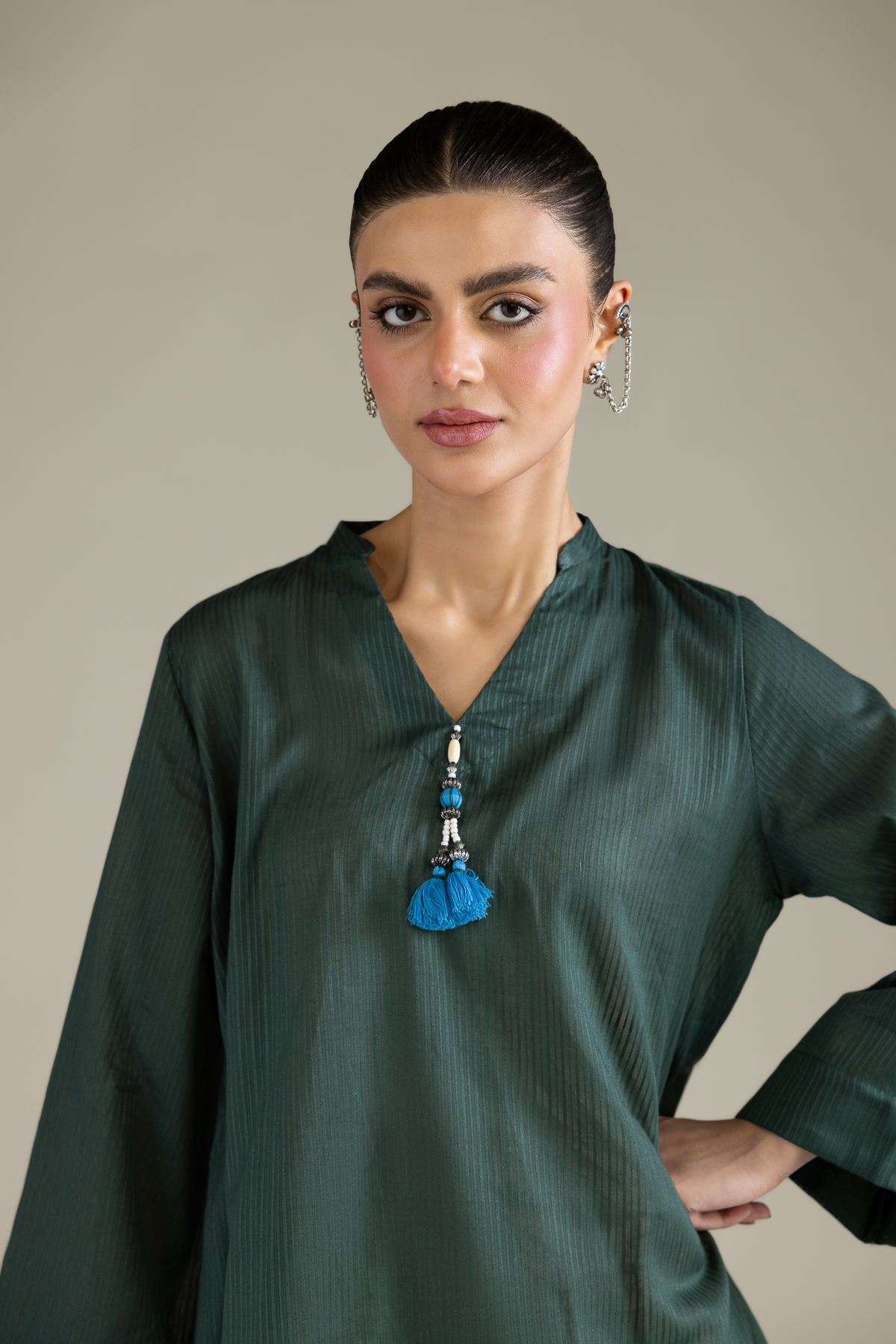 Dyed Cotton Dobby Solid V-Neck Kurta - T-A11-26-117FC1-VG
