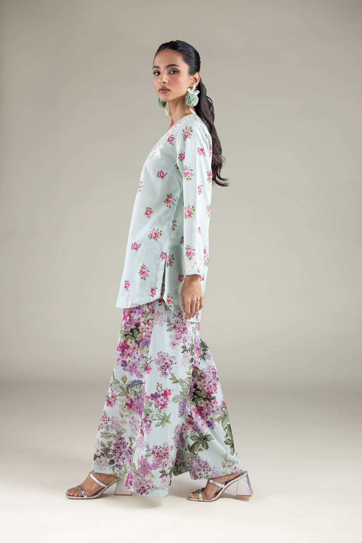 Embroidered Cambric Straight Floral Pants - 1-26-116-A-F-VG