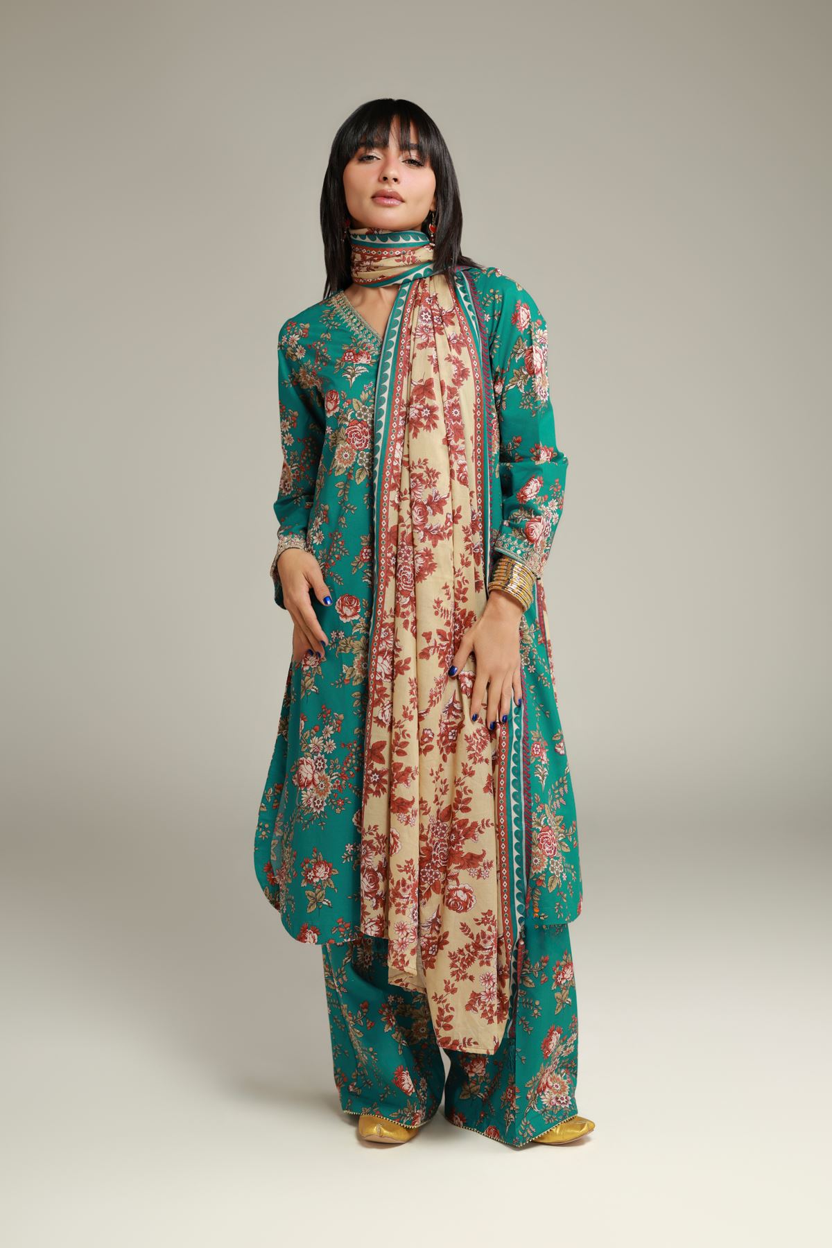 Embroidered Lawn Floral Lawn Dupatta - 26-02-1E13-10TA-VG