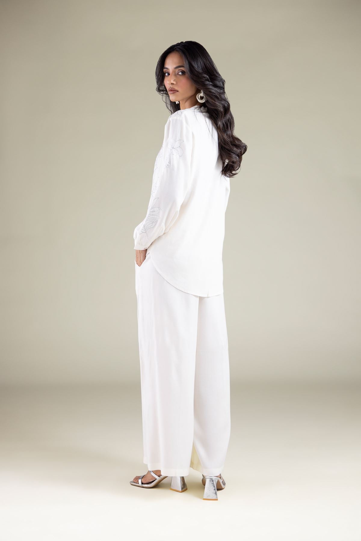 Embroidered Viscose Tunic - 6-26-104-A-D-VG