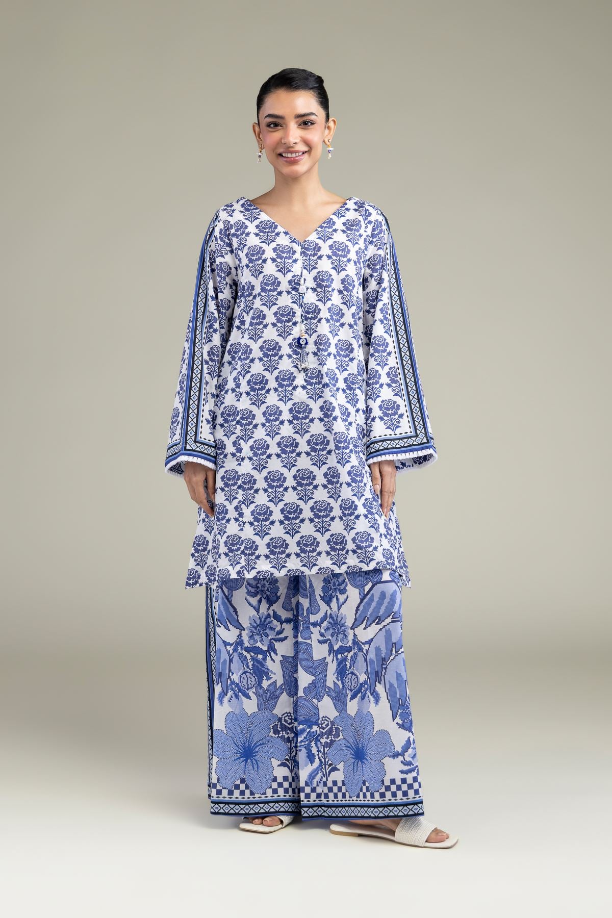 Printed Cambric Short Floral Kurta - T-A11-26-107FE1-VG
