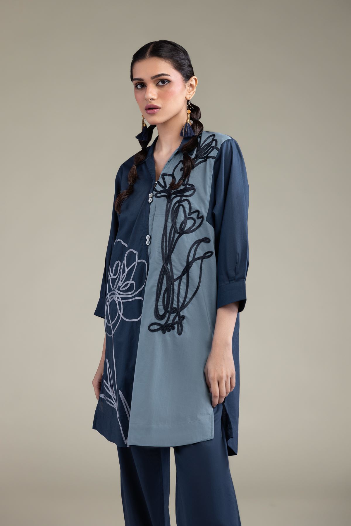 Embroidered Cambric Short Cambric Kurta - T-A11-26-106FB2-VG