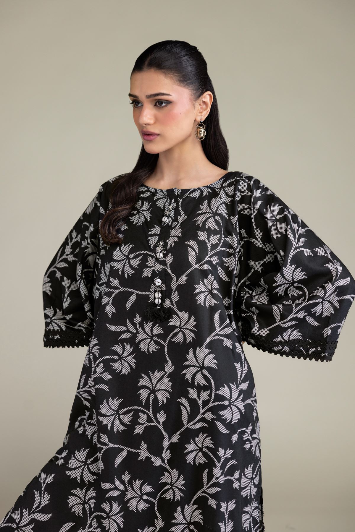 Printed Cotton Viscose Black Floral Kurta - T-A11-26-113FA1-VG