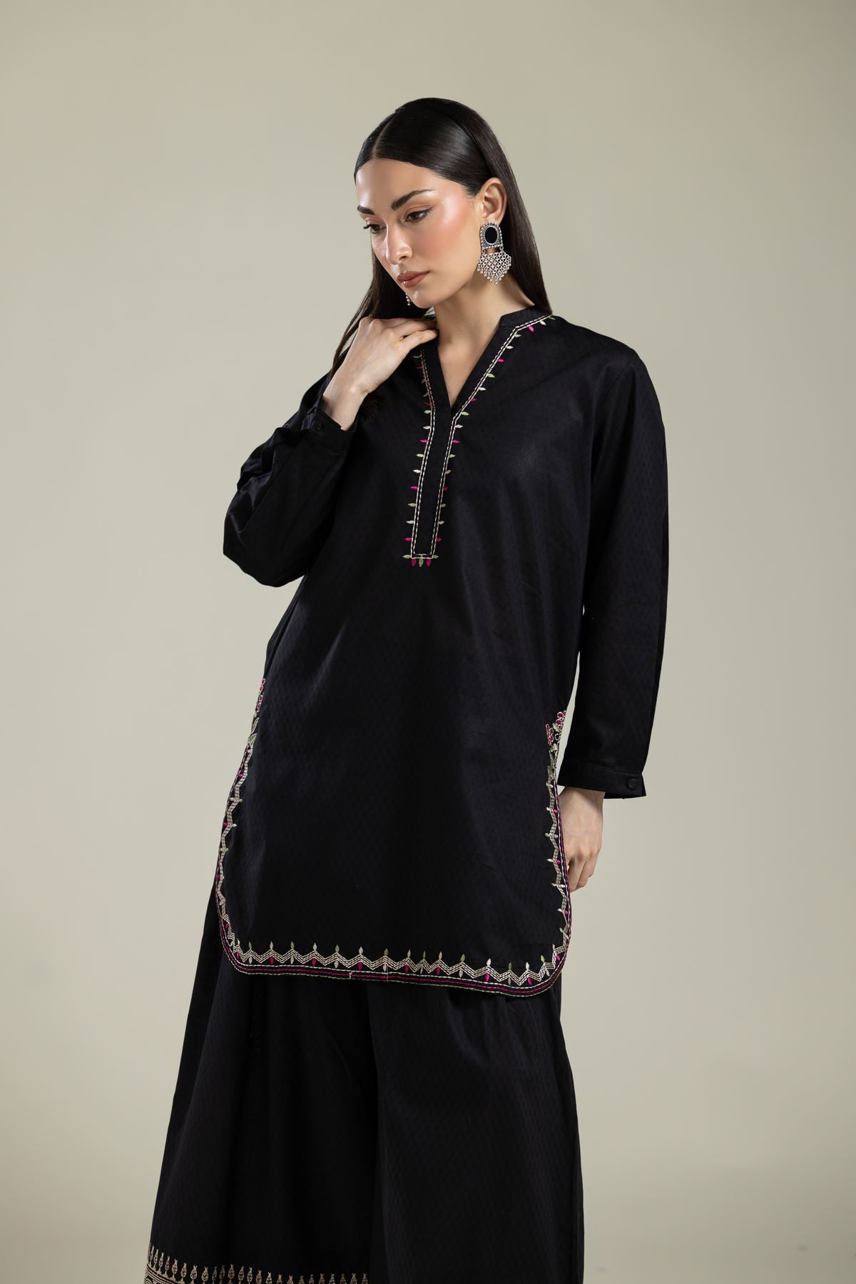 Embroidered Cotton Dobby Black Embroidered Kurta - 25-09-11E3-11TB-VG