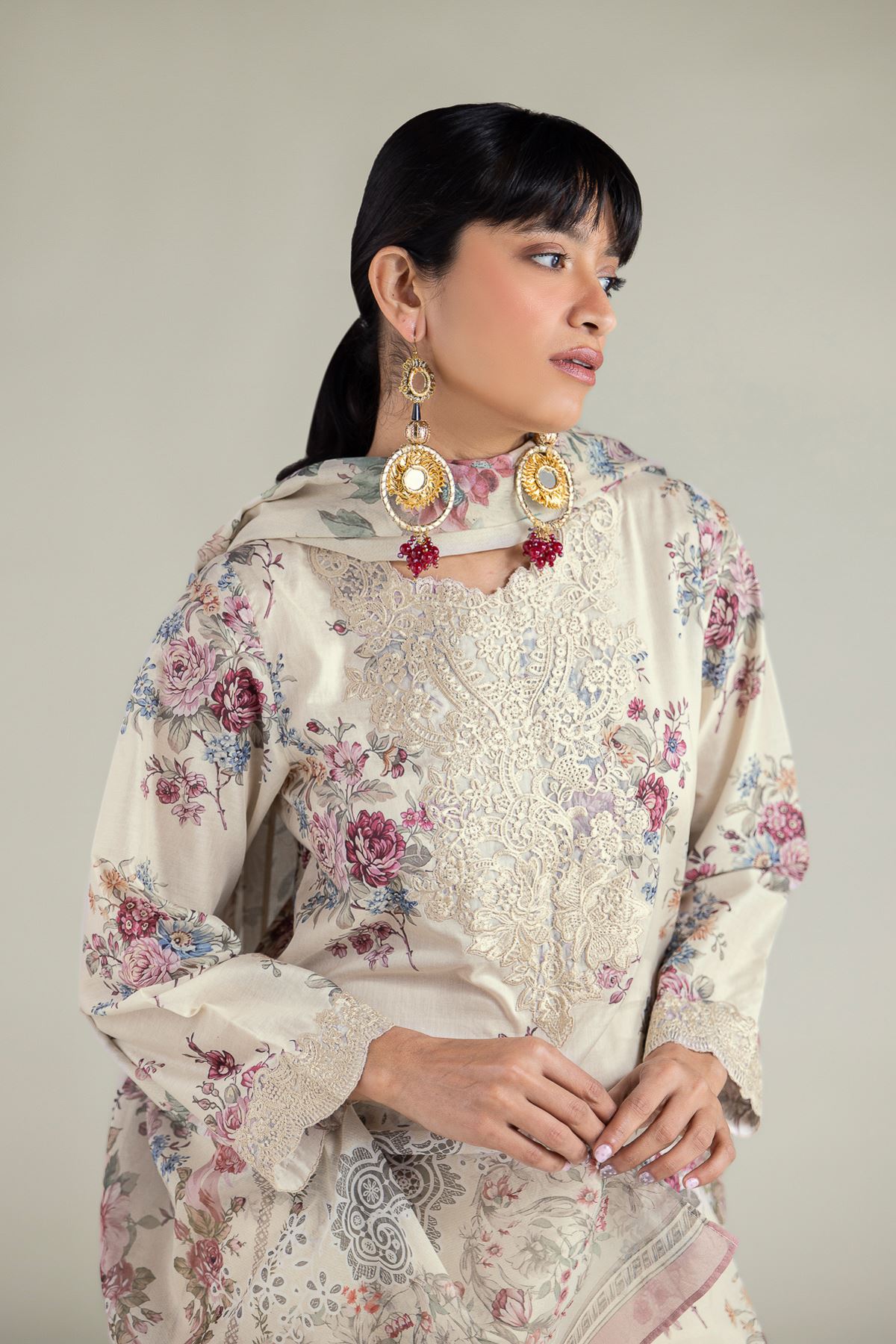 Embroidered Lawn Lawn Tailored 3-Piece - T-A33-26-206FG2-VG