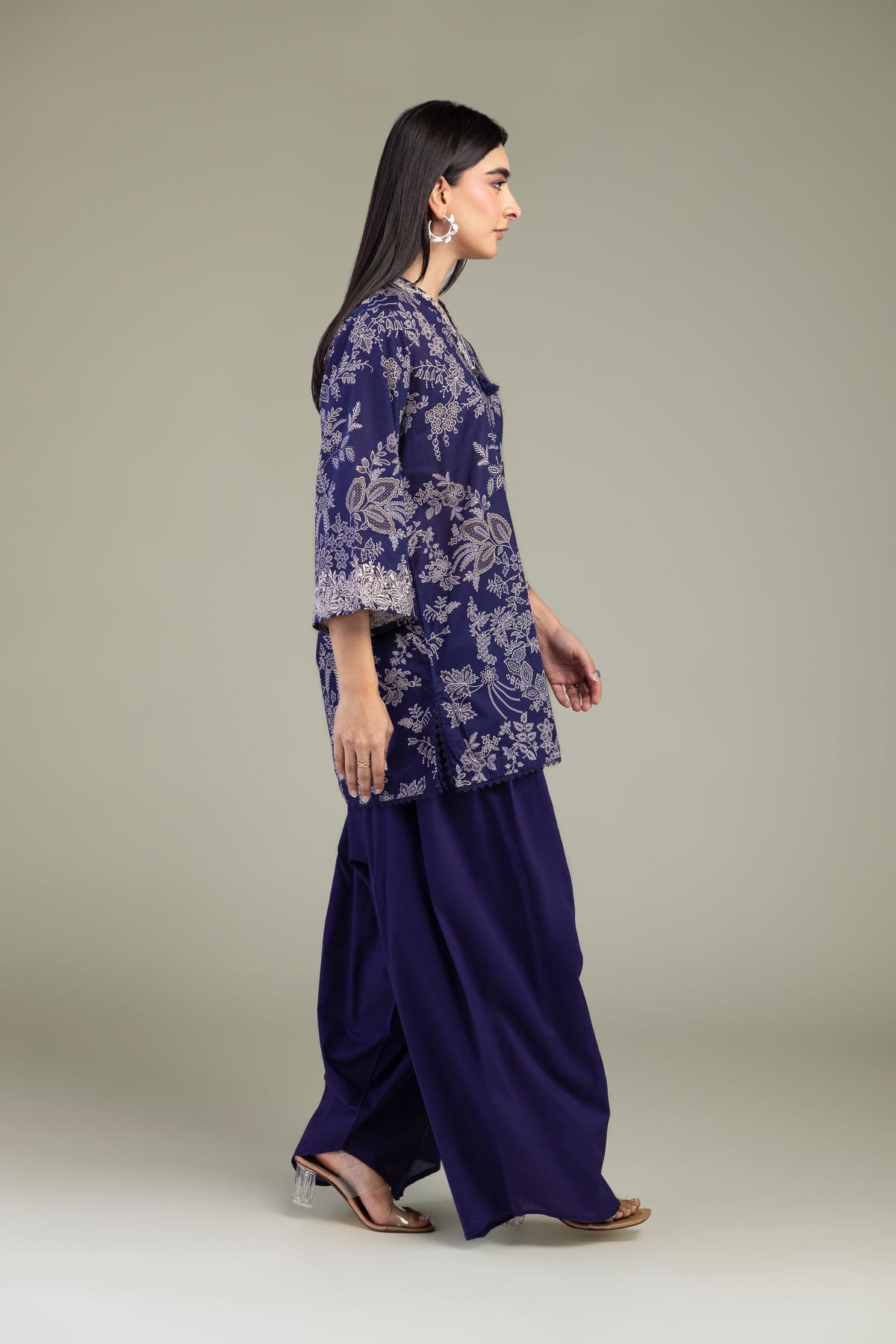 Embroidered Cambric Floral Navy Kurta - 1-26-320-A-I2-VG