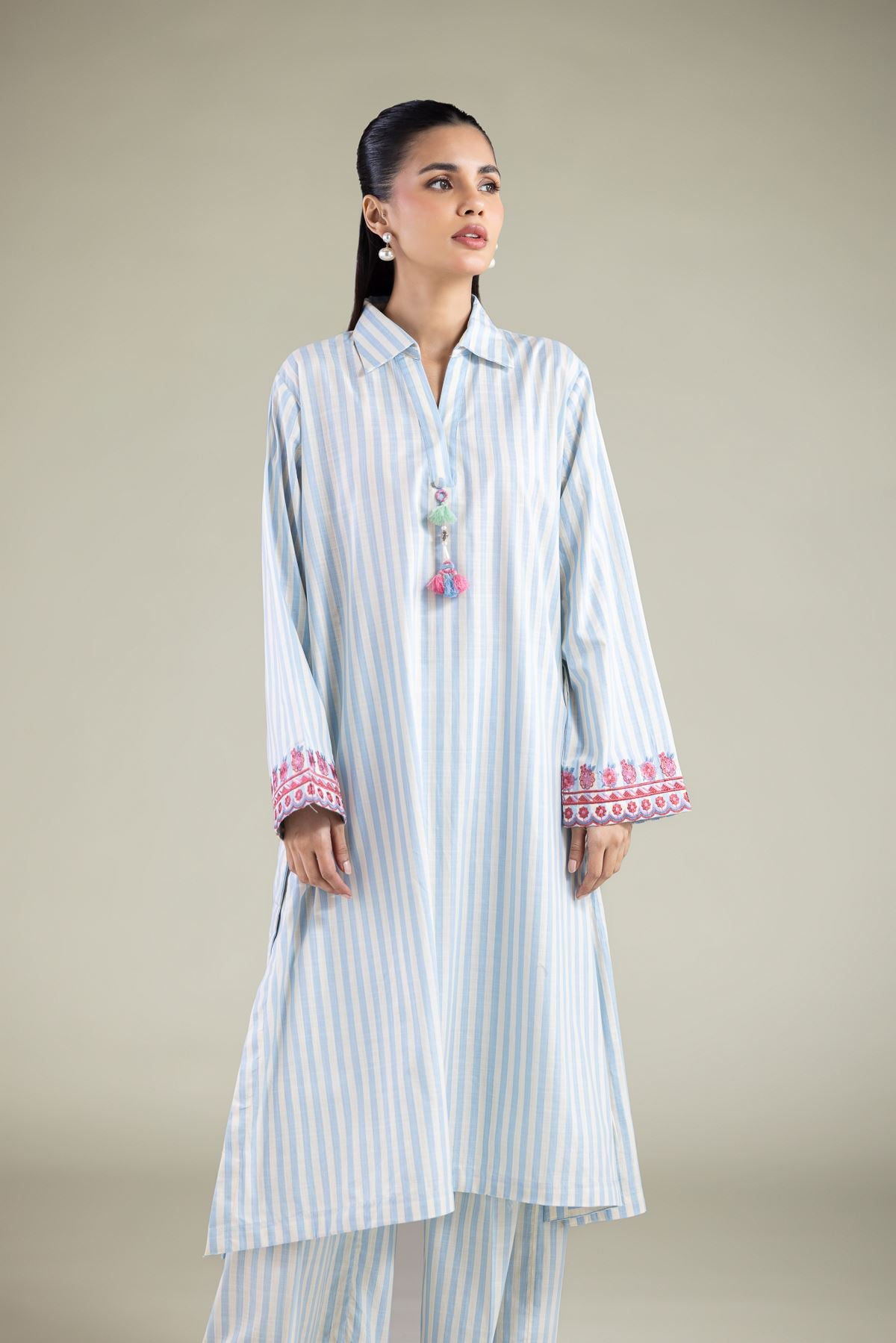 Embroidered Textured Cotton Kurta - 1-26-119-A-F-VG