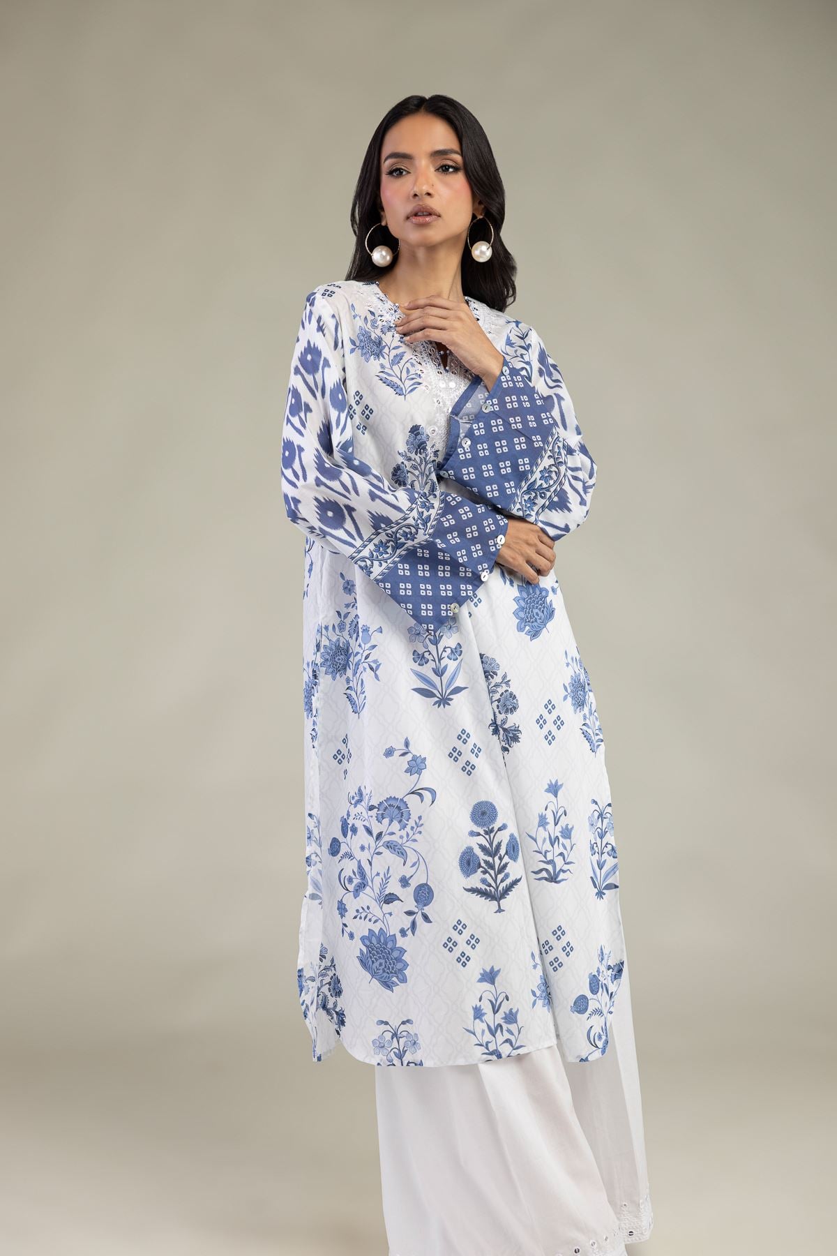 Embroidered Lawn Tailored 2-Piece Lawn - 1-26-102-A-F-VG
