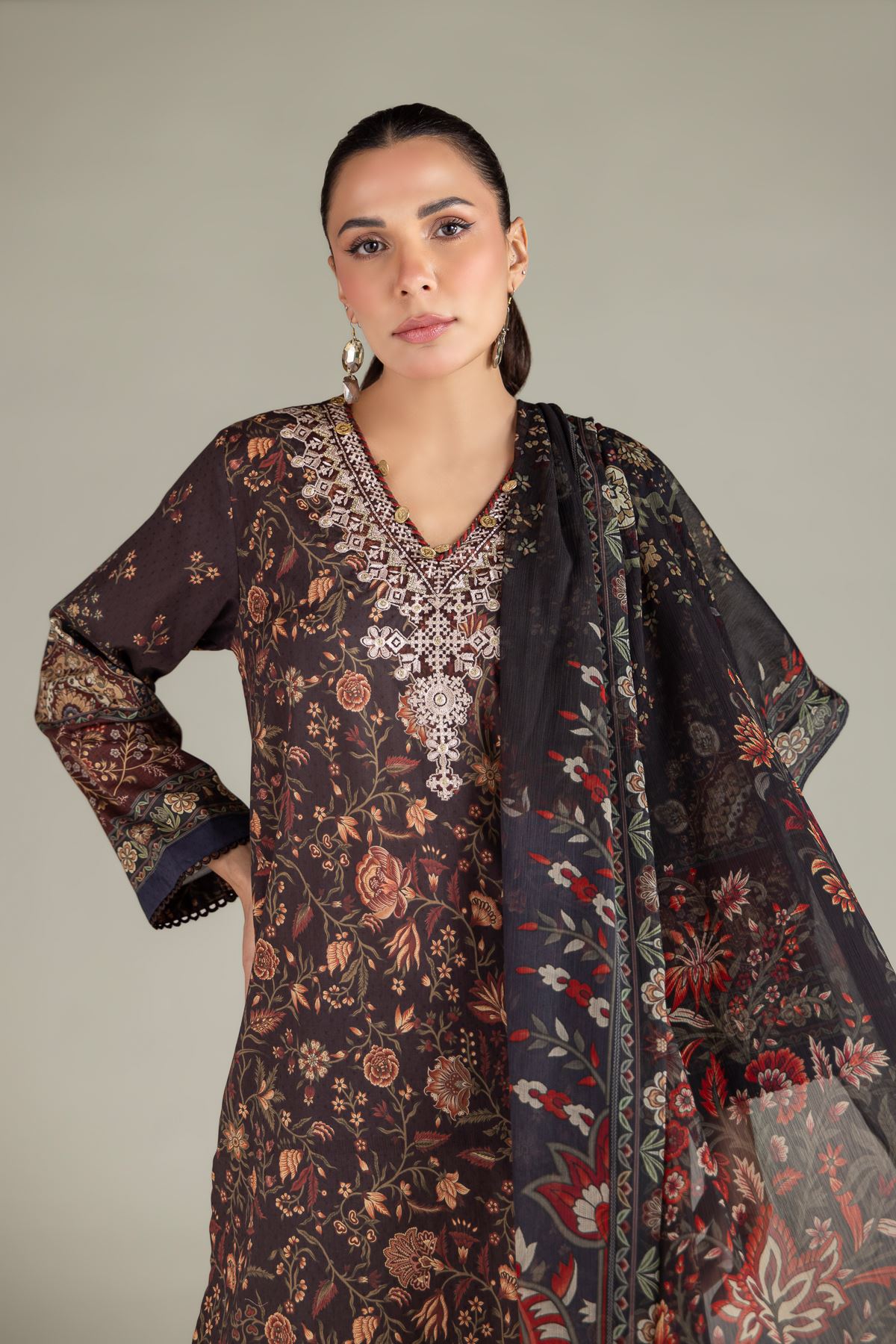 Embroidered Cotton Dobby Floral Tailored 3-Piece - T-A22-26-210FH2-VG