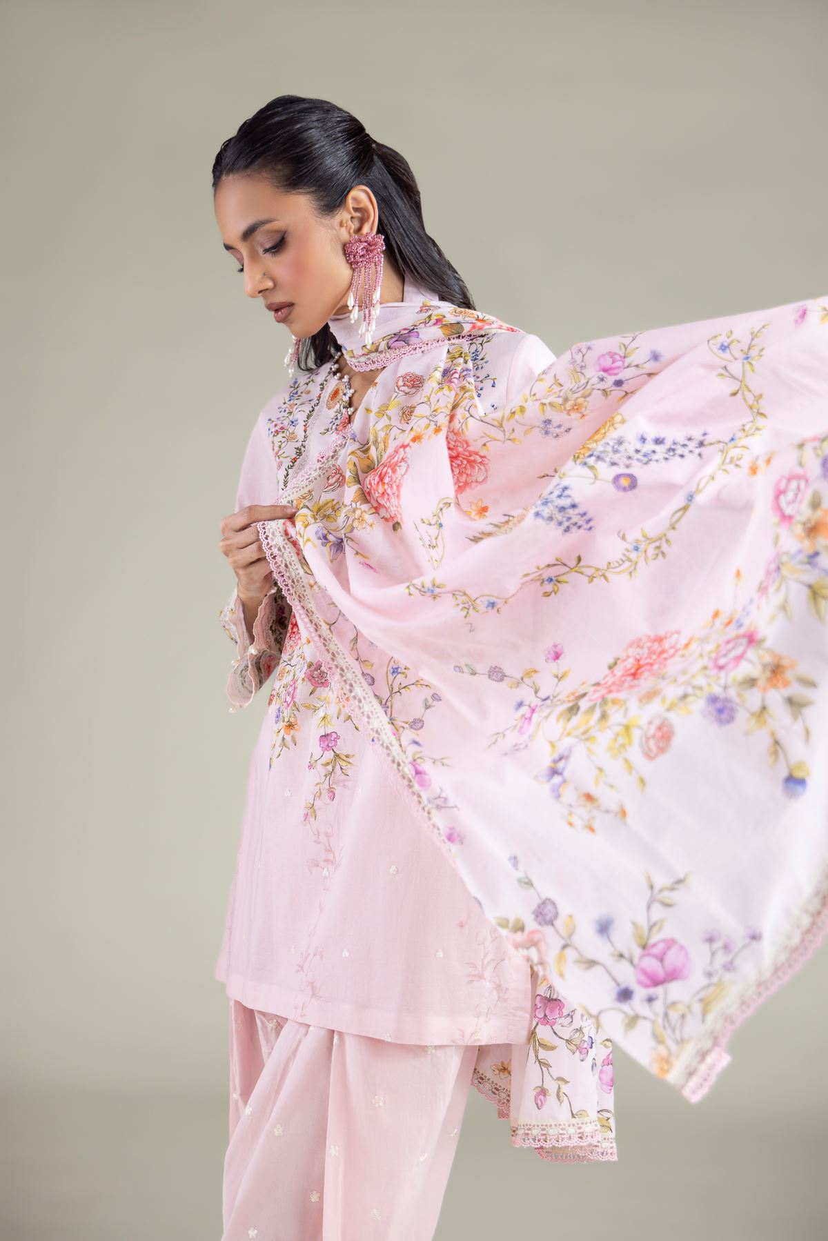 Embroidered Lawn Floral Lace Dupatta - 1-26-111-A-F-VG