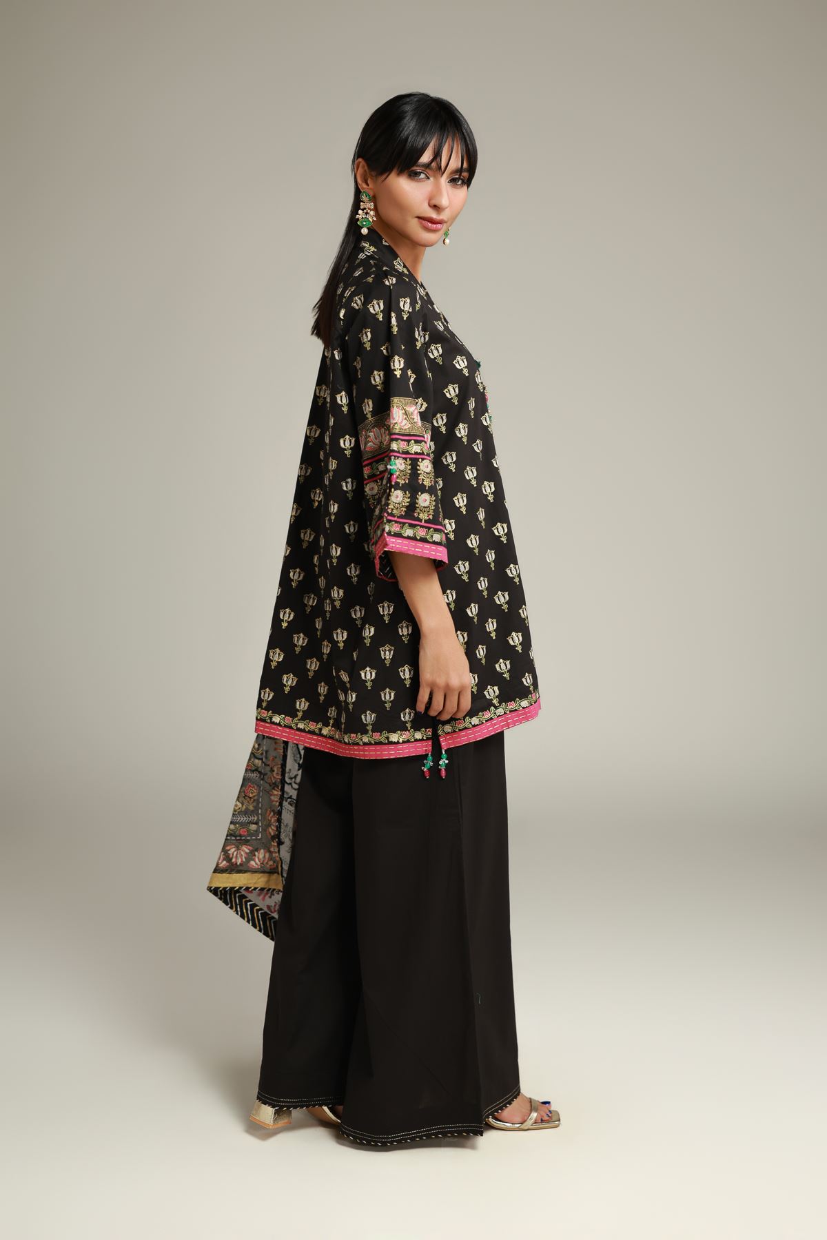 Printed Cambric Black 3-Piece Set - 5-26-104-F-E-VG