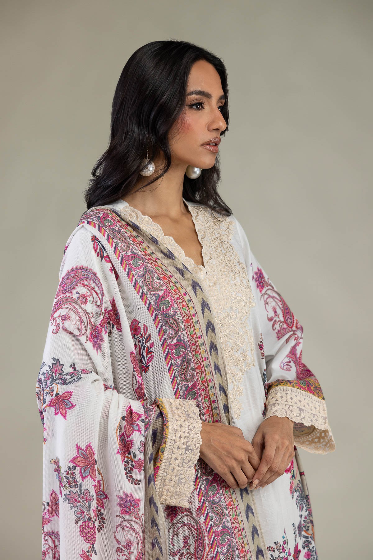Embroidered Textured Lawn Fabrics 3 Piece - T-A33-26-207FD1-VG