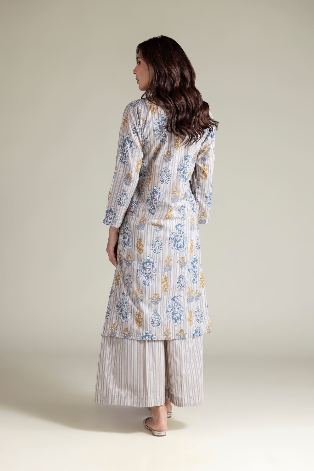 Embroidered Cambric Floral Cambric Kurta - 1-26-204-A-A1-VG