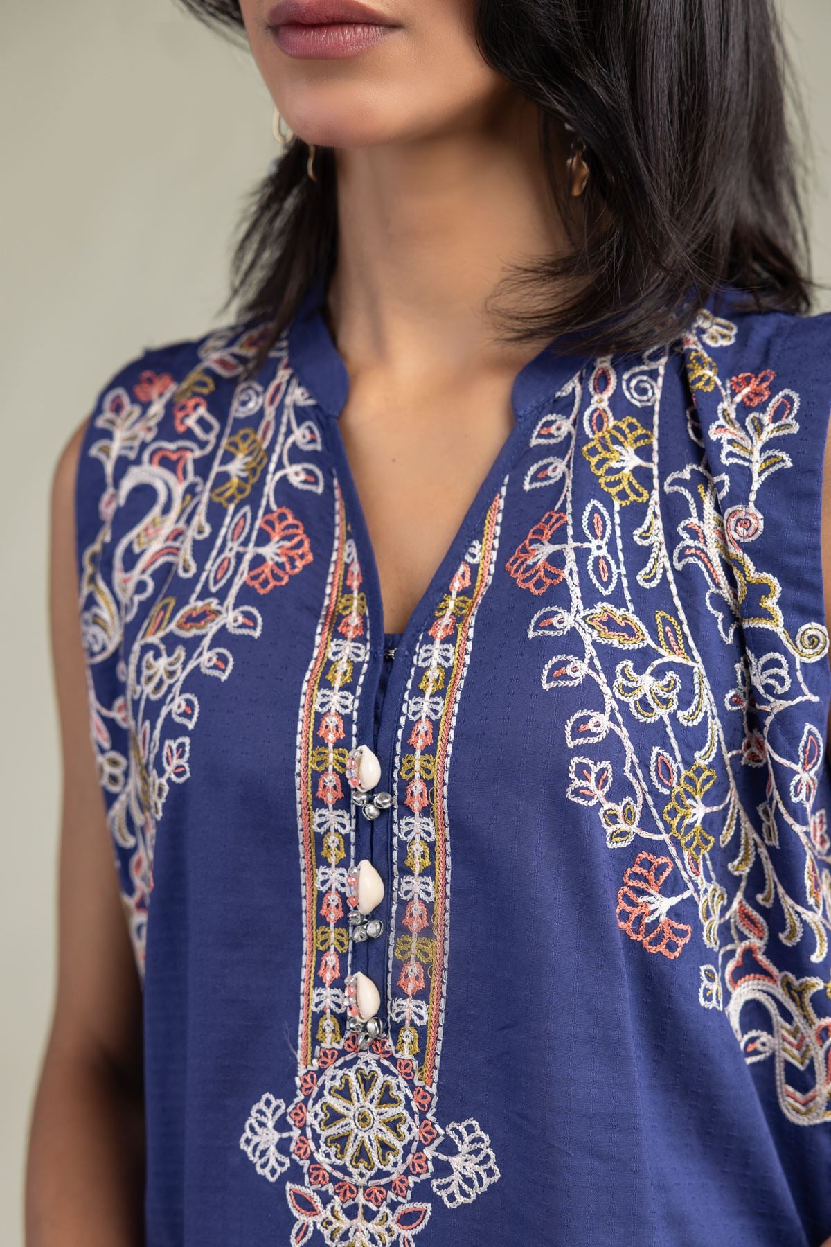 Embroidered Cotton Dobby Floral Sleeveless Kurta - 1-26-229-B-F1-VG