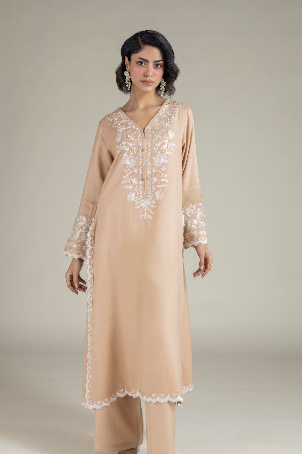 Embroidered Heavy Blended Viscose Floral Longline Kurta - 25-10-11E6-01TA-VG