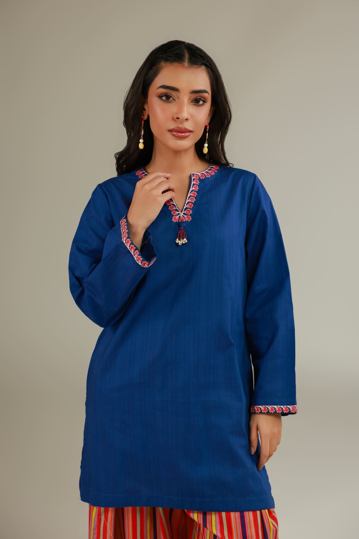 Embroidered Cotton Dobby Solid Blue Kurta - 1-26-137-A-B-VG
