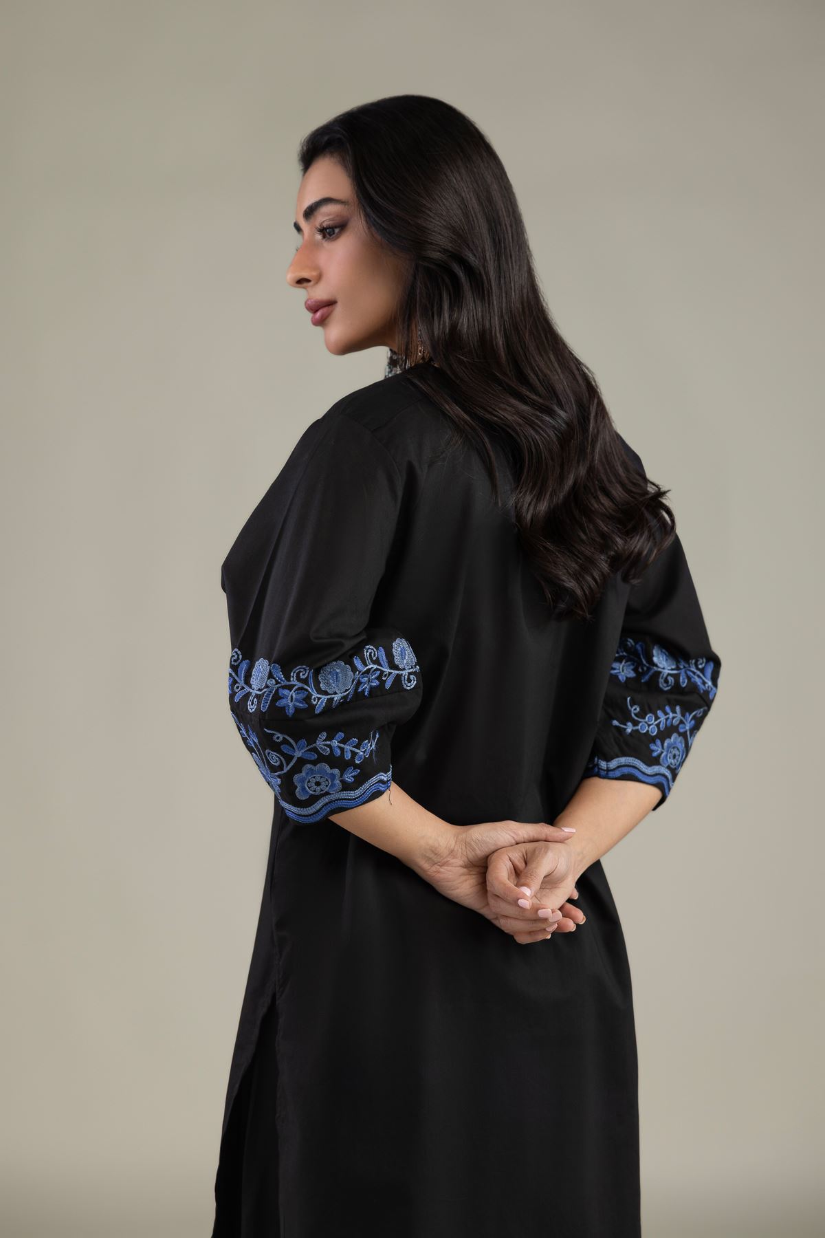 Embroidered Cambric Black Cambric Kurta - 1-26-327-A-H2-VG