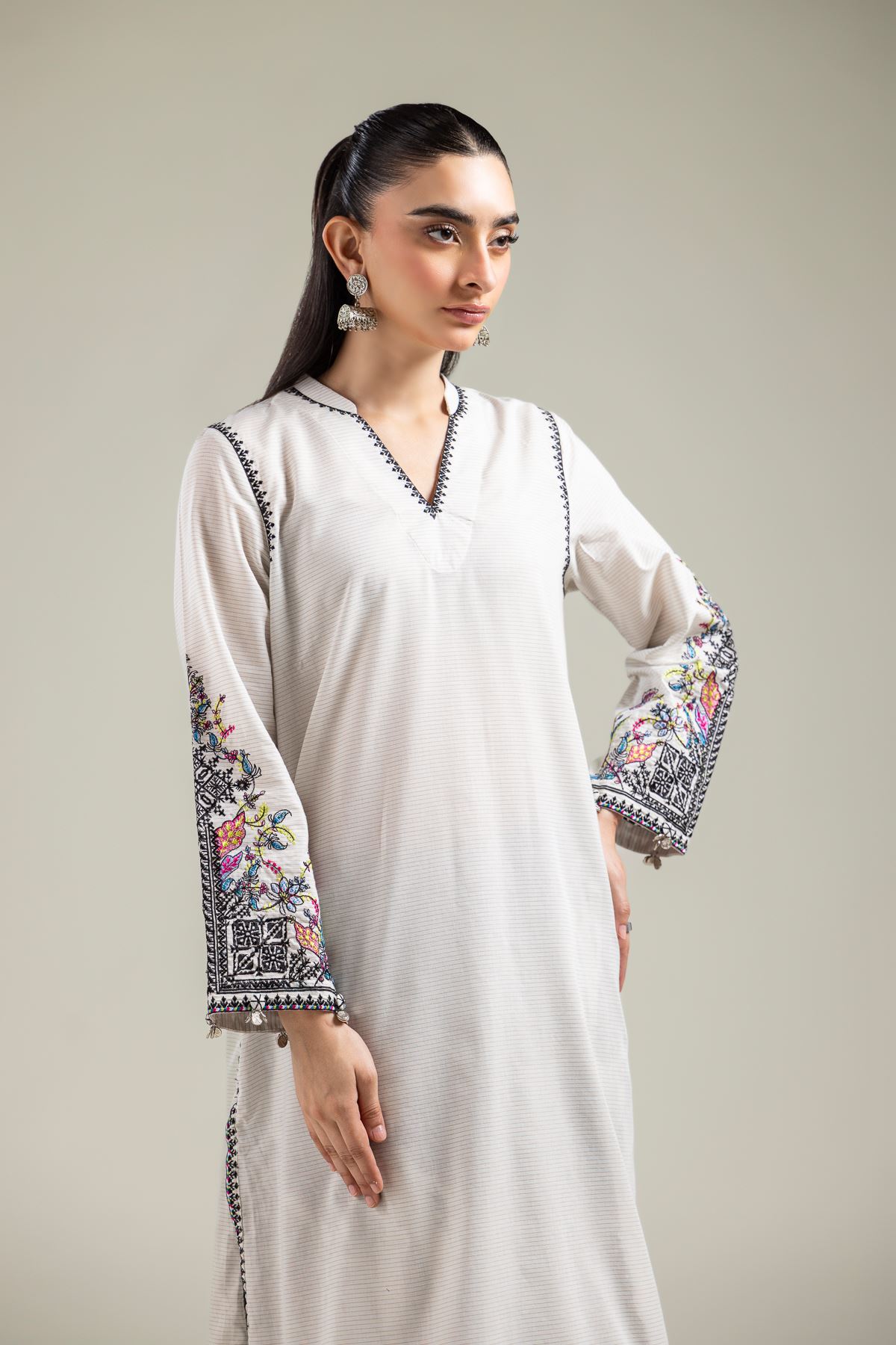 Embroidered Mesuri Off-White Longline Kurta - 1-26-142-A-B-VG
