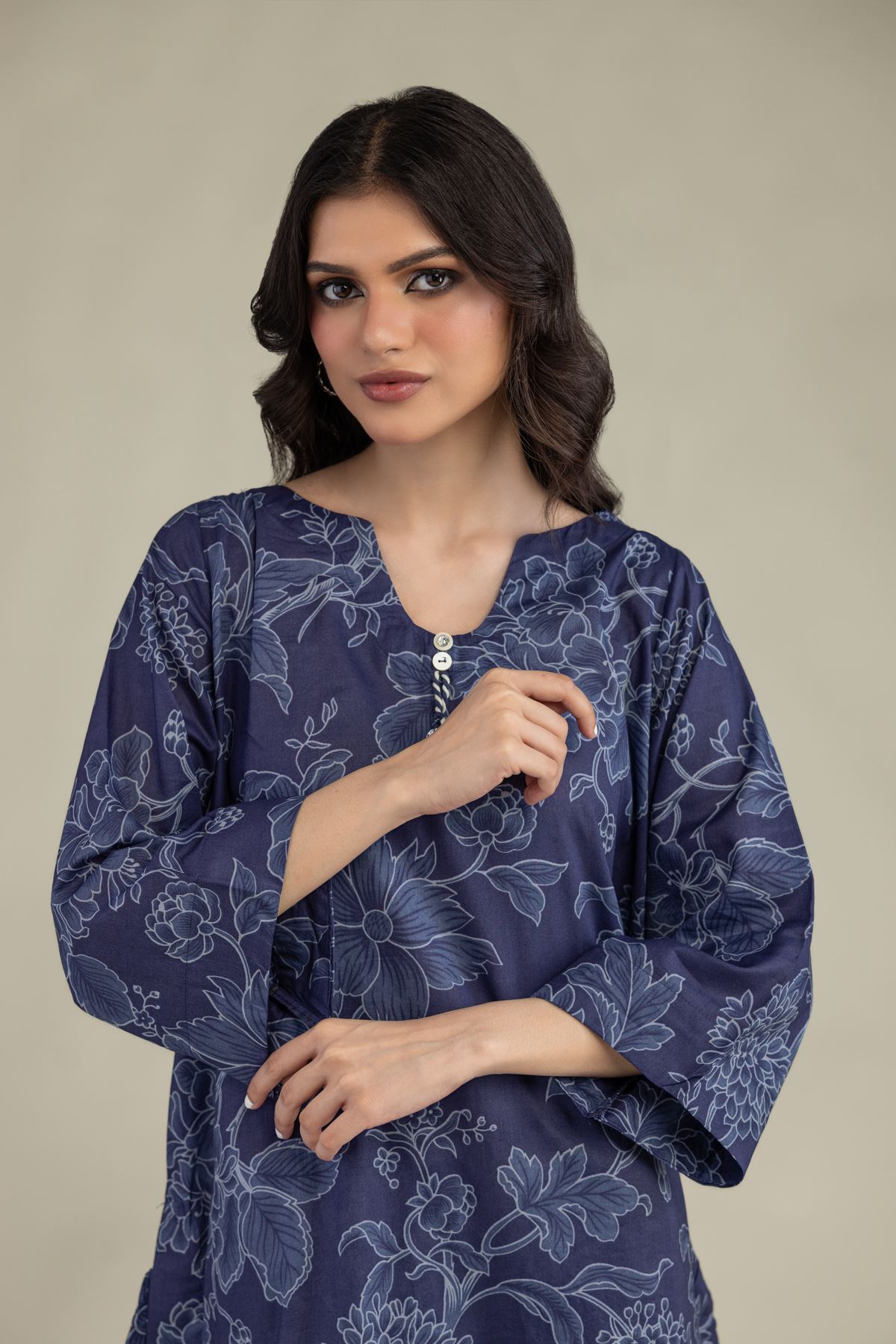 Embroidered Lawn Floral Lawn Kurta - 1-26-252-B-D1-VG